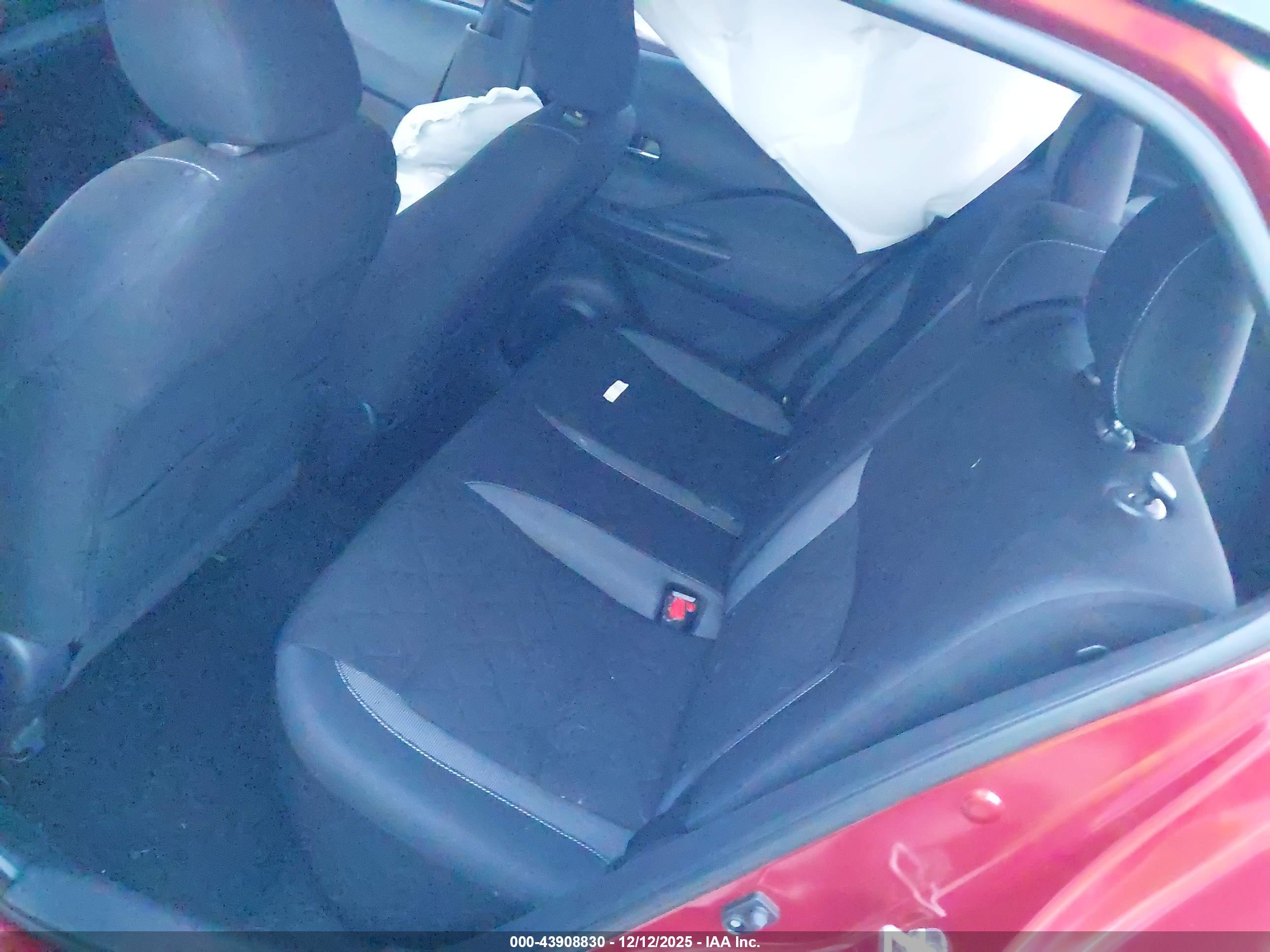 NISSAN KICKS image 8