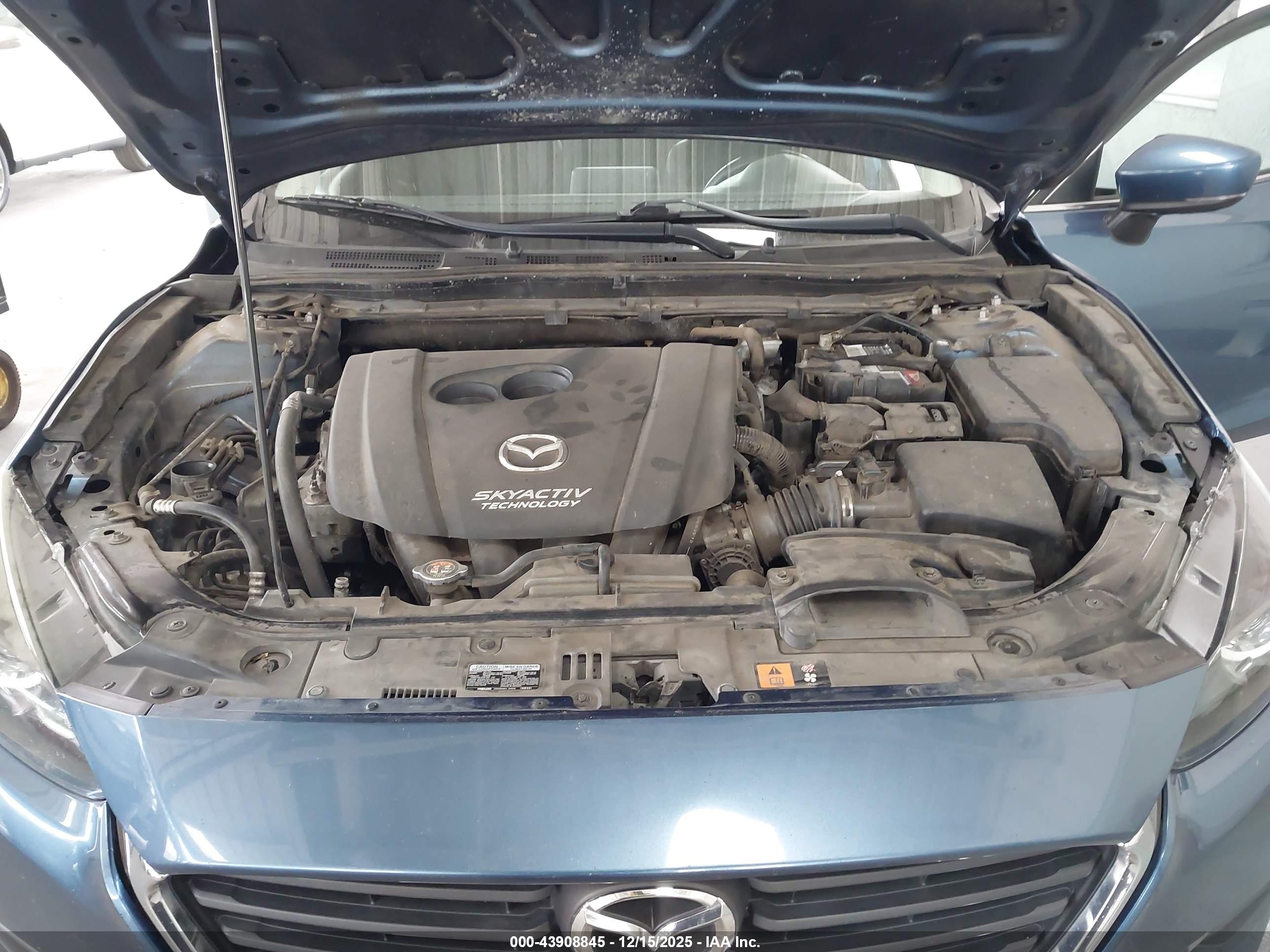 MAZDA MAZDA3 image 10