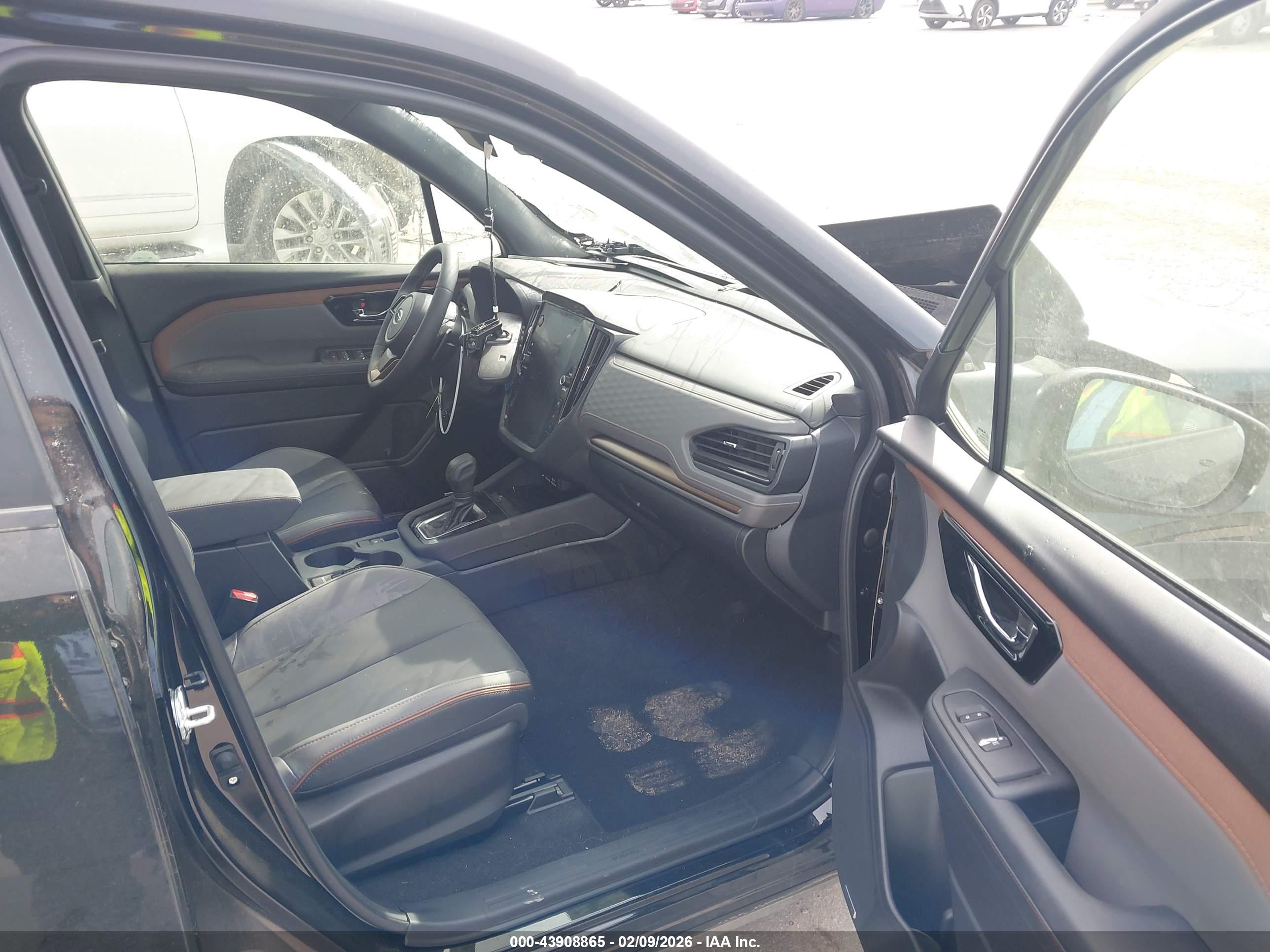 SUBARU FORESTER image 5