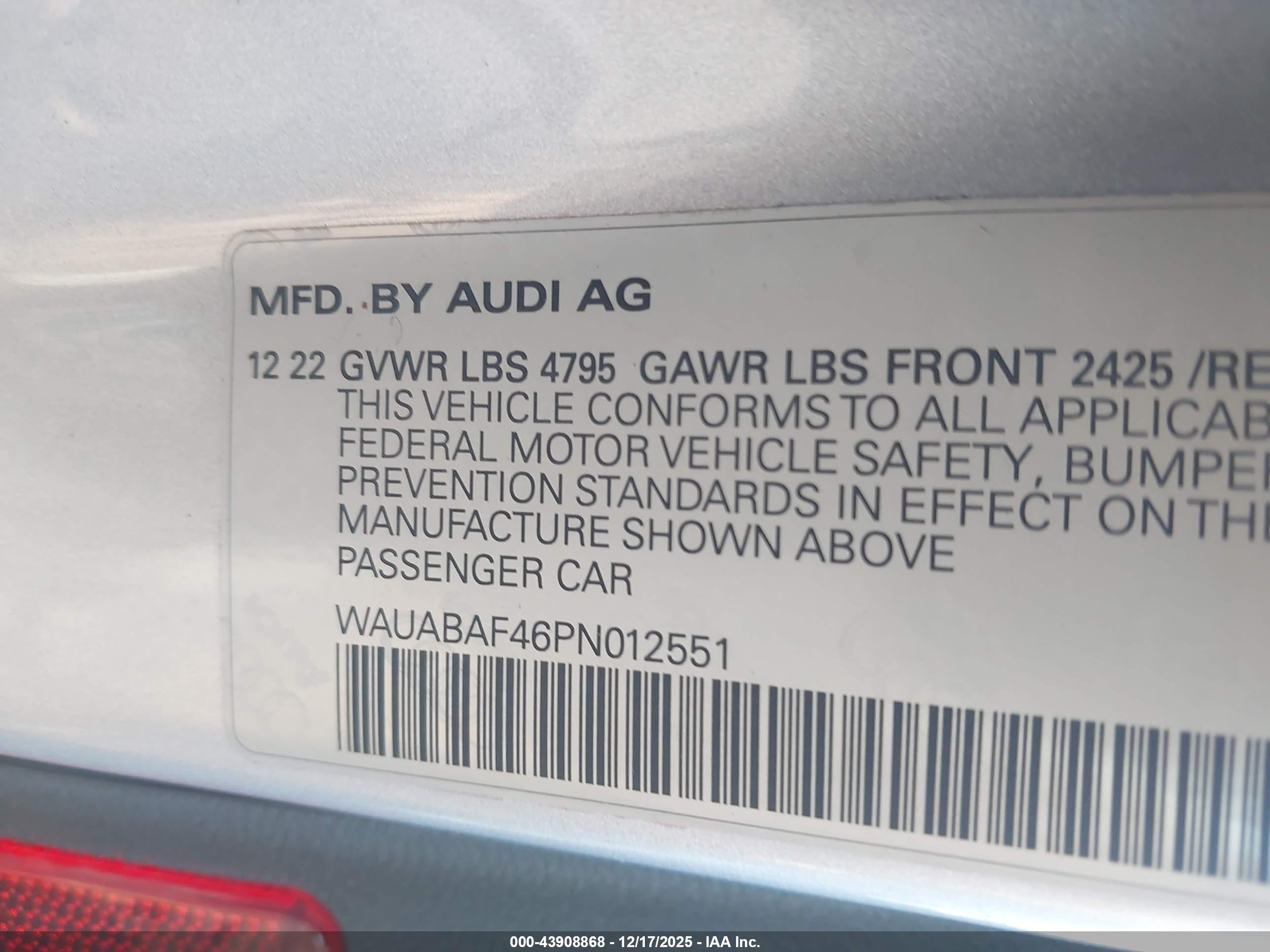 AUDI A4 image 9