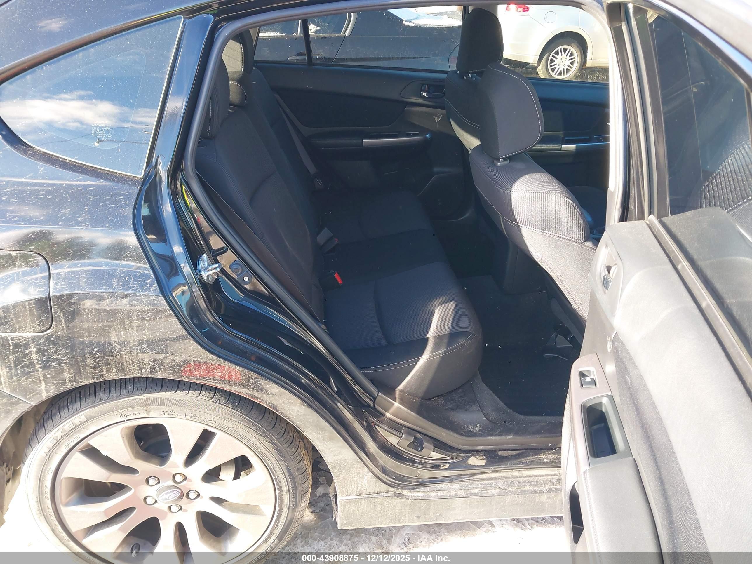 SUBARU IMPREZA image 8