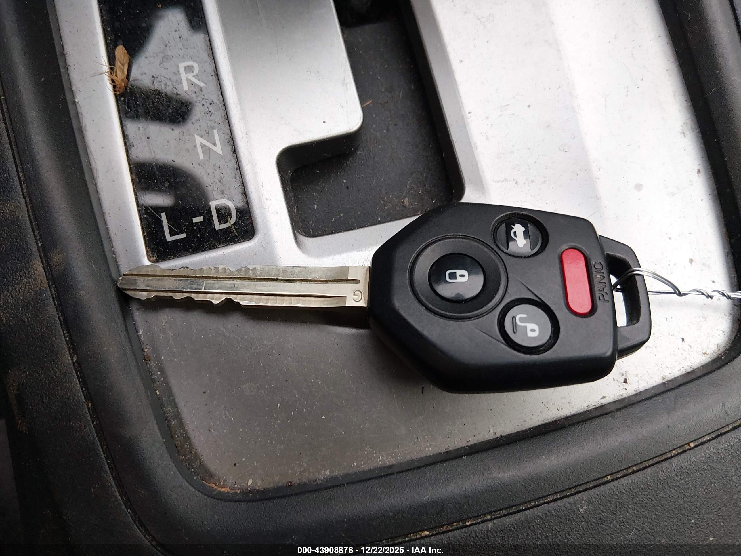SUBARU FORESTER image 11