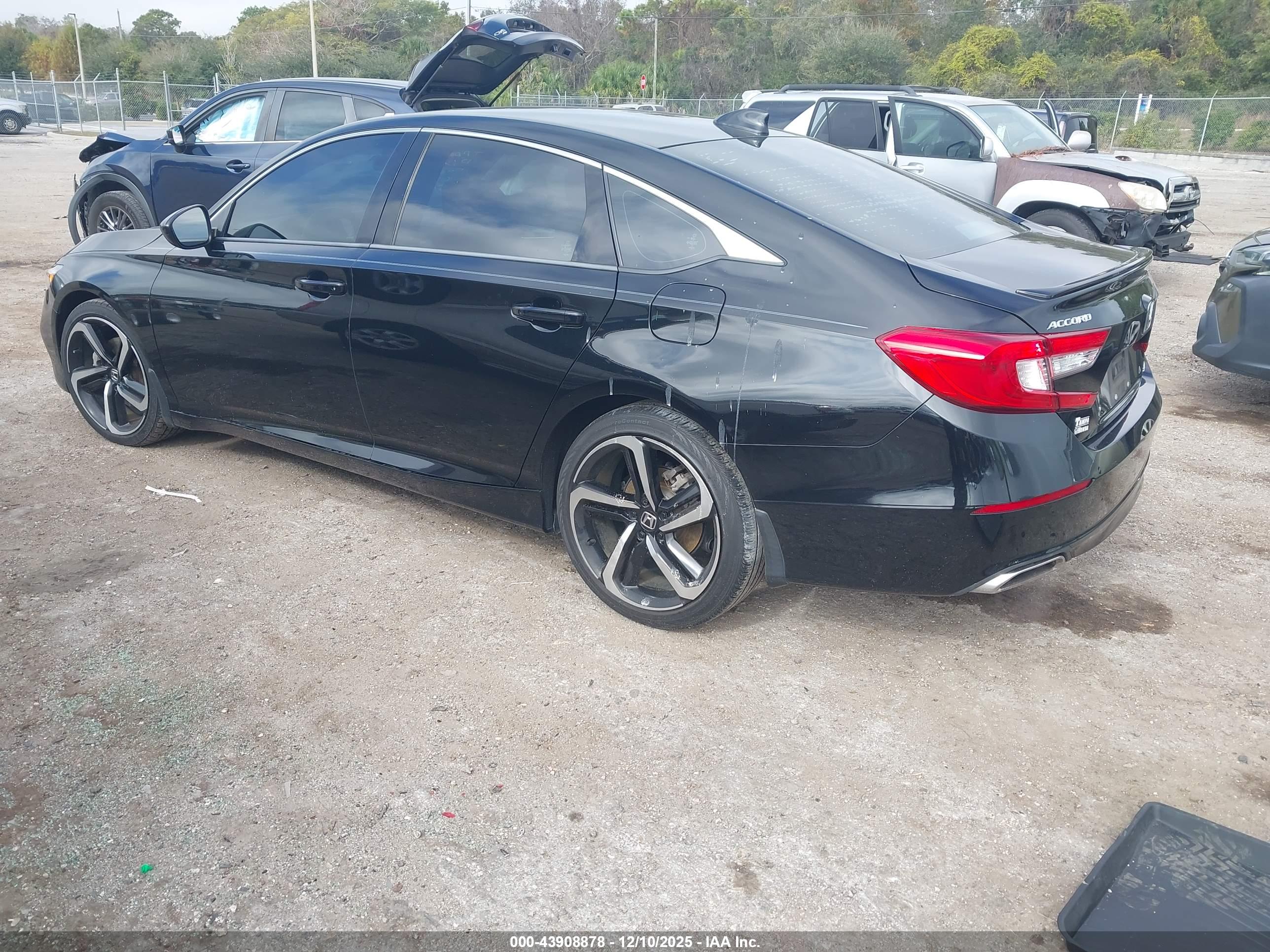 HONDA ACCORD image 3