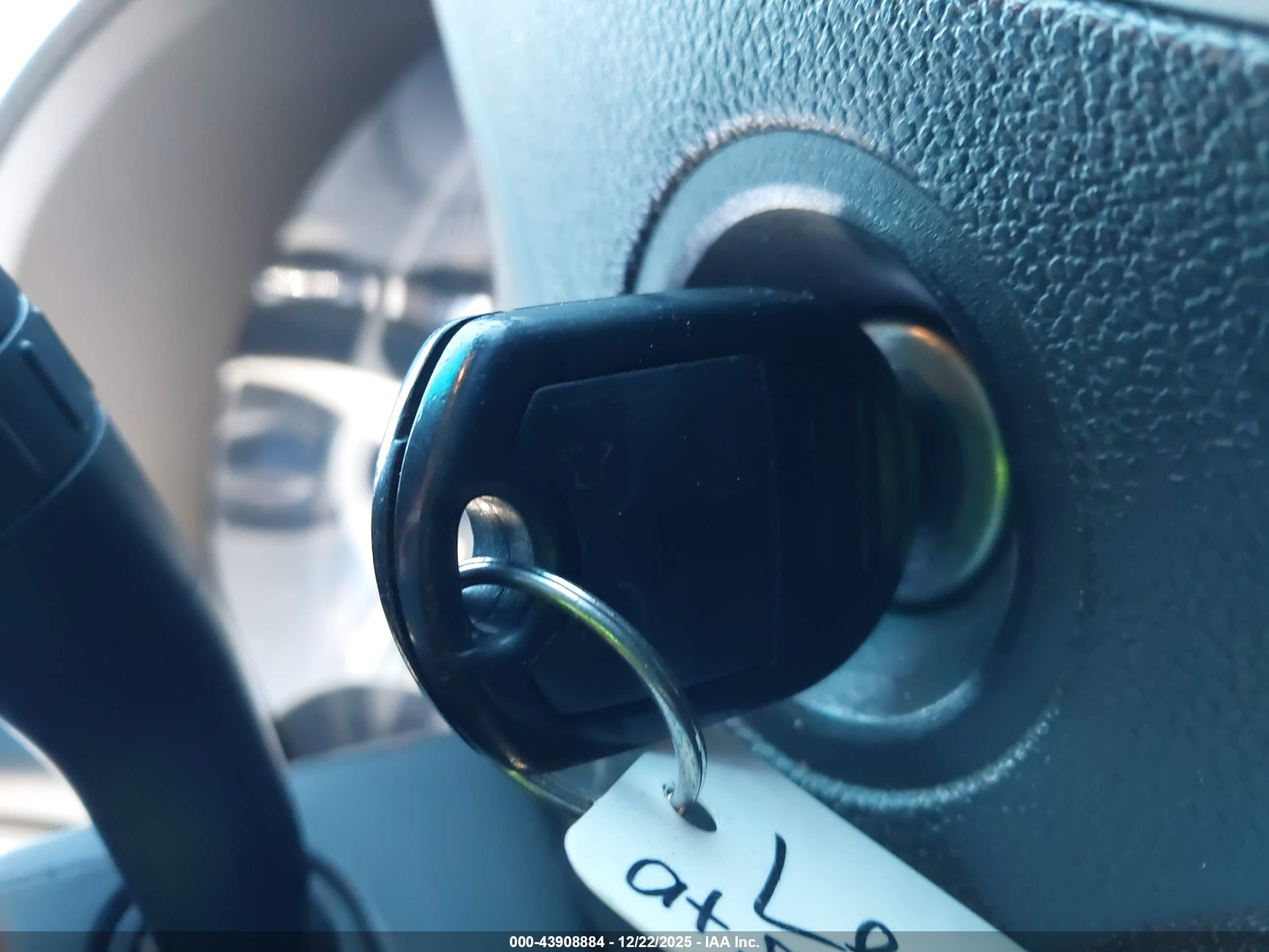 FORD EXPLORER image 11