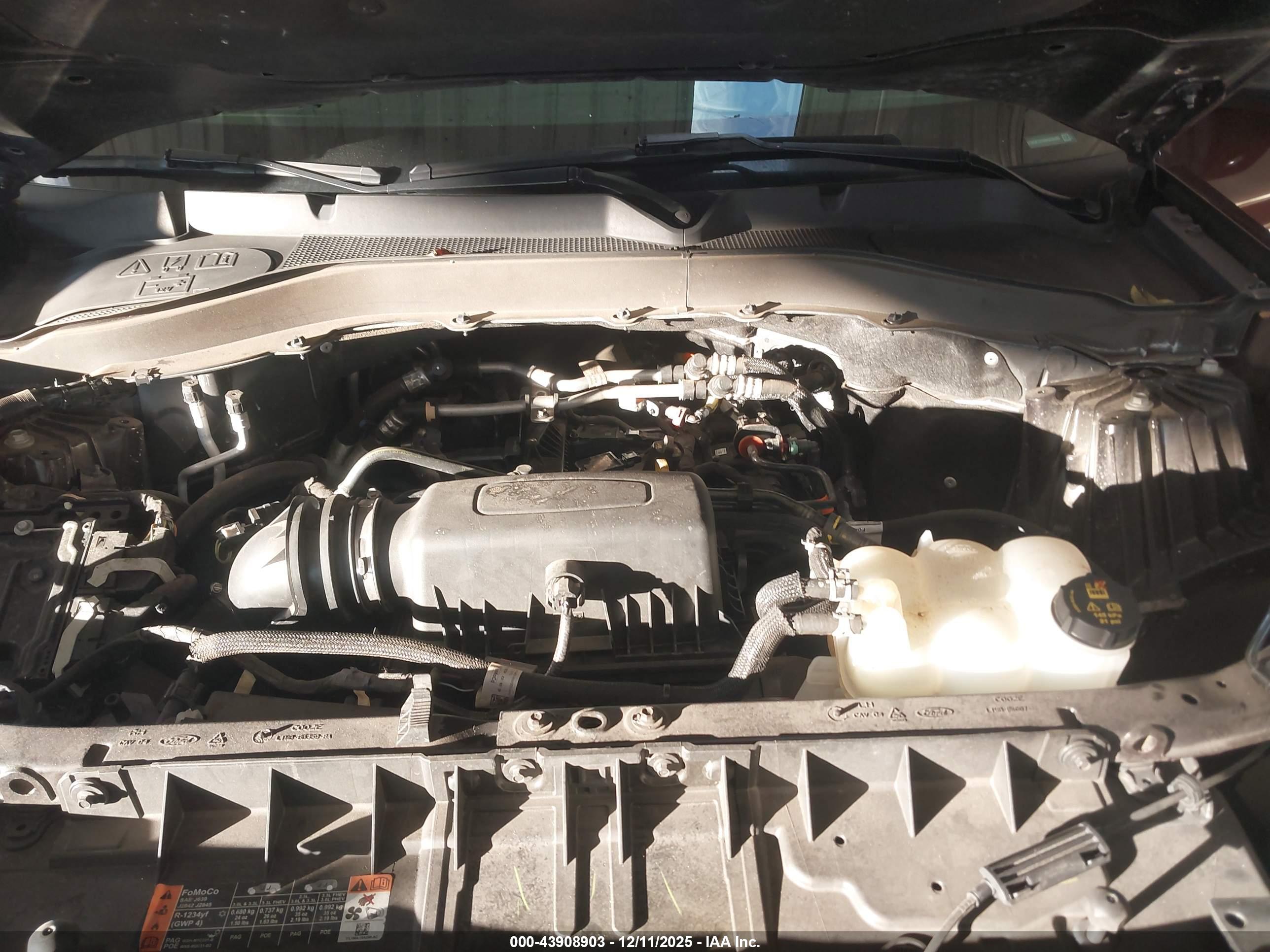 FORD EXPLORER image 10