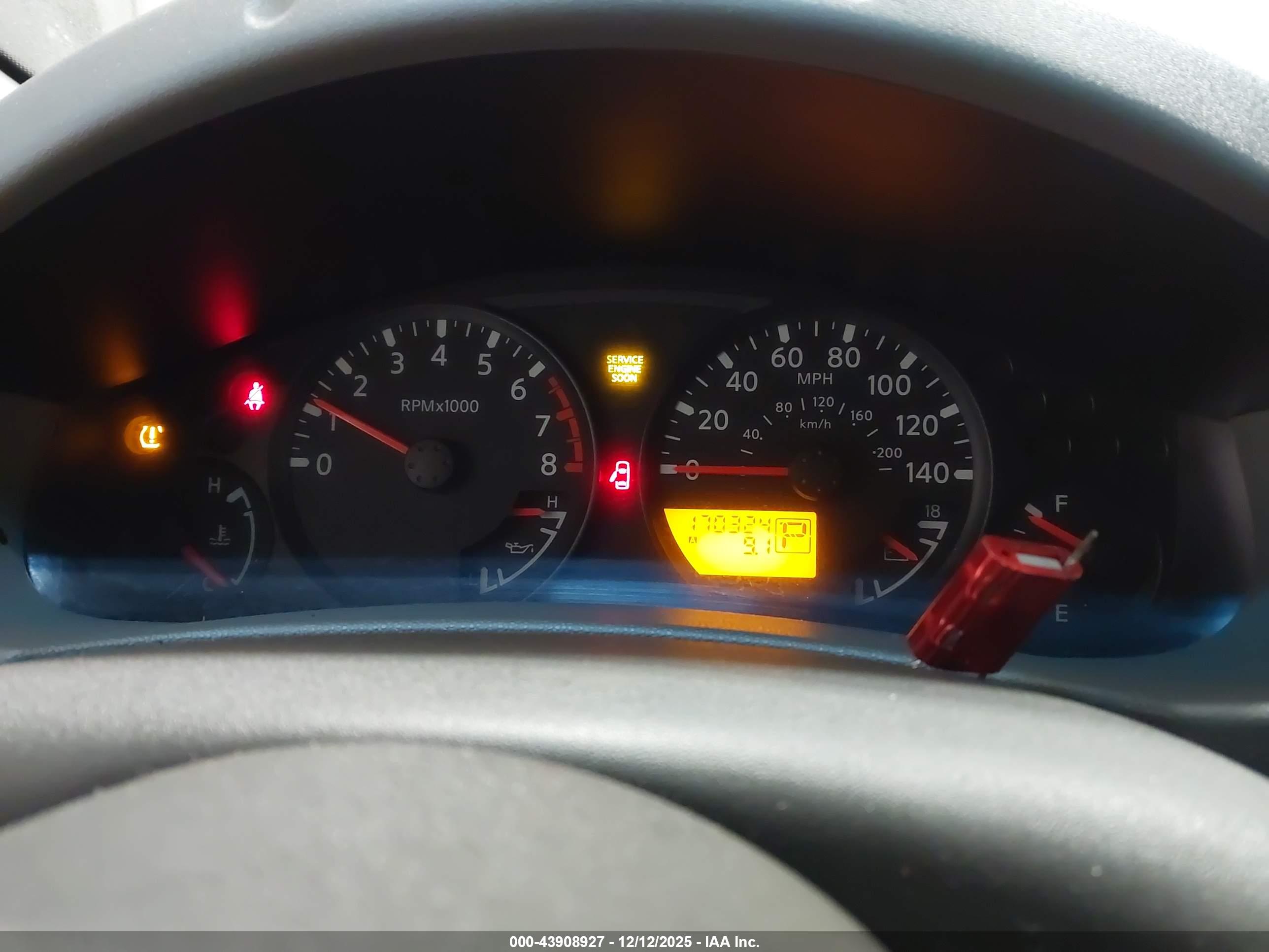 NISSAN XTERRA image 7