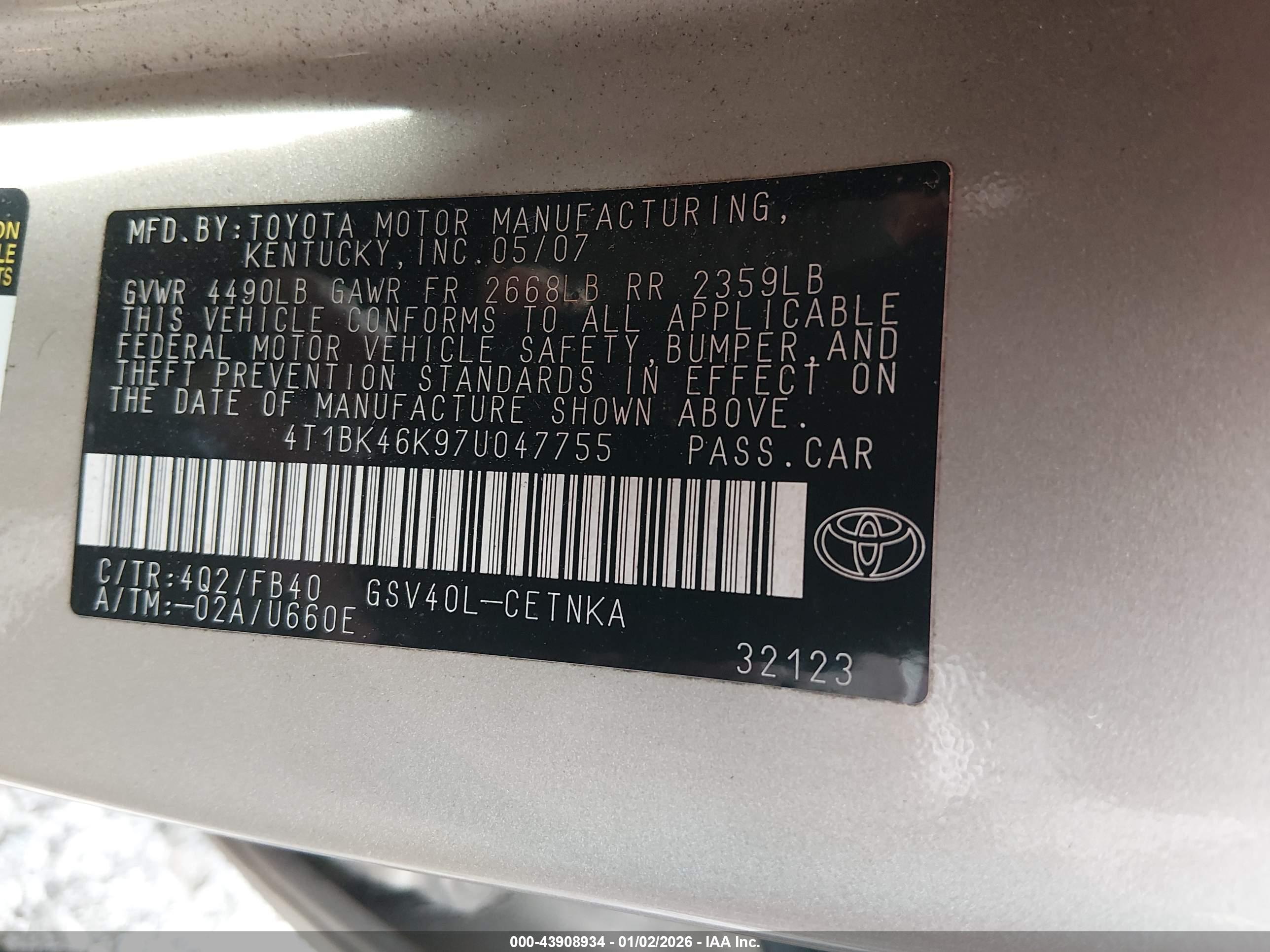 TOYOTA CAMRY image 9