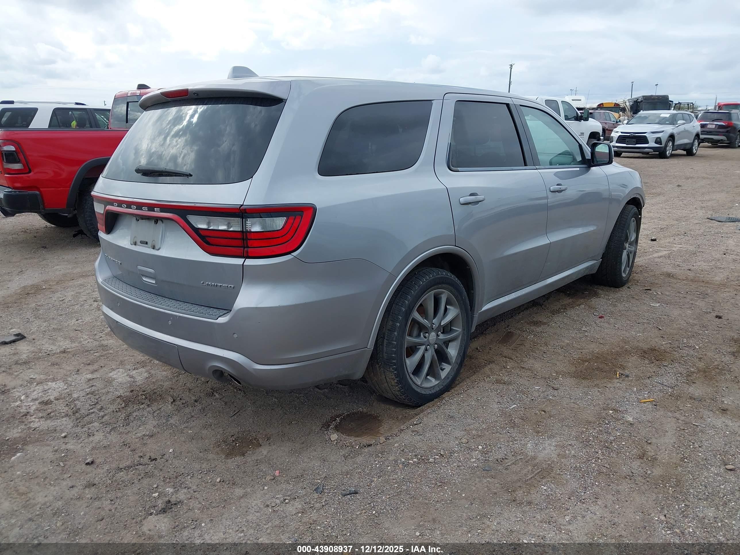DODGE DURANGO image 4