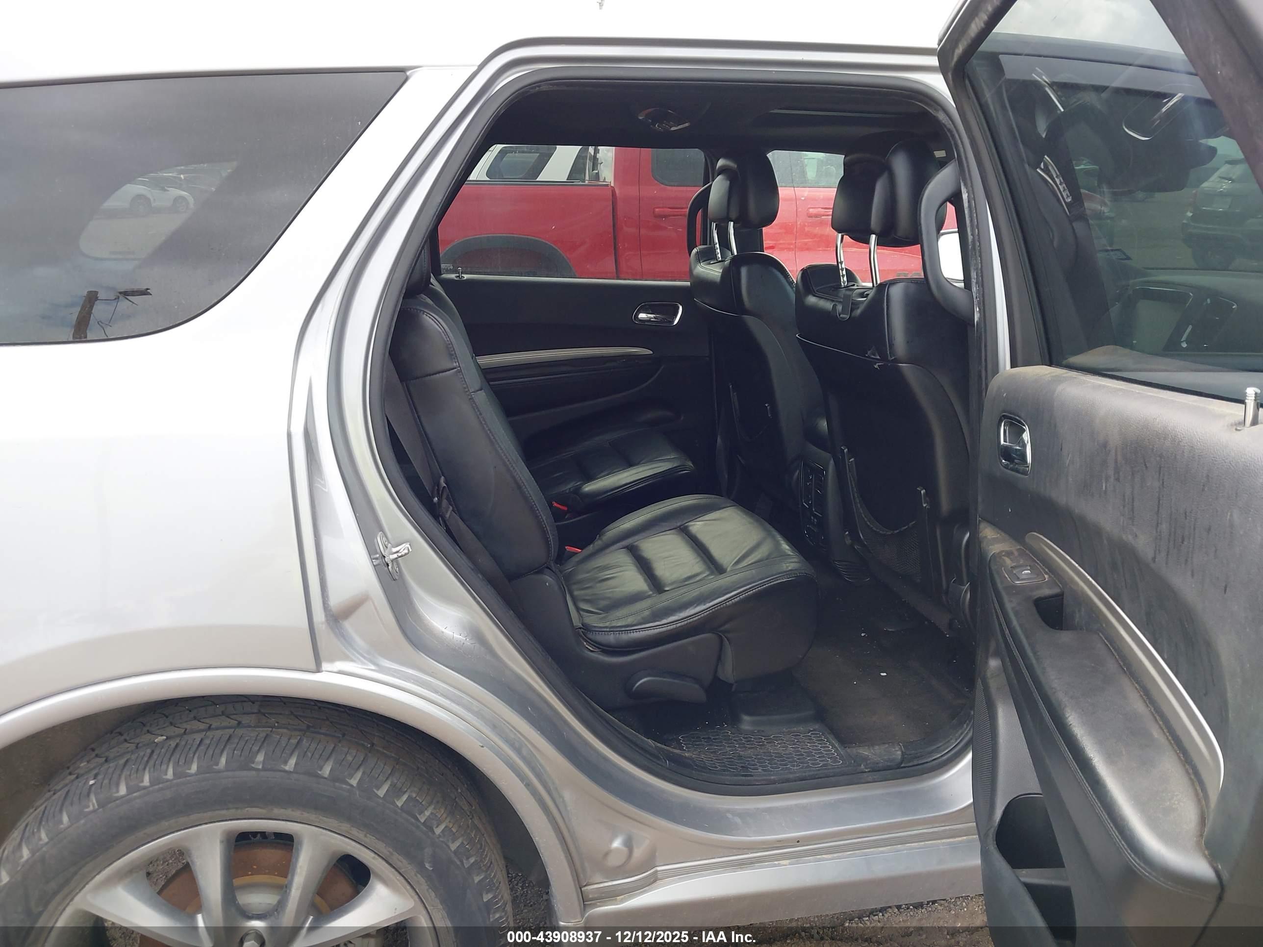 DODGE DURANGO image 8