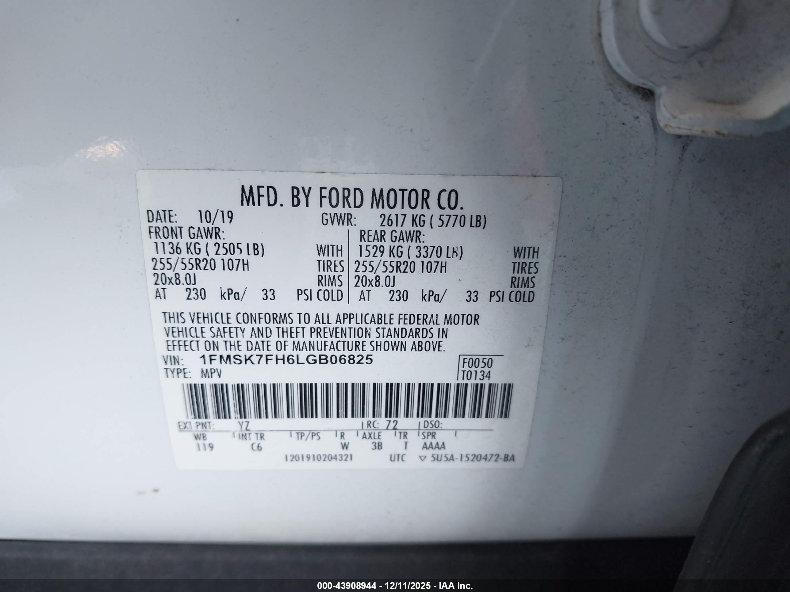 FORD EXPLORER image 9