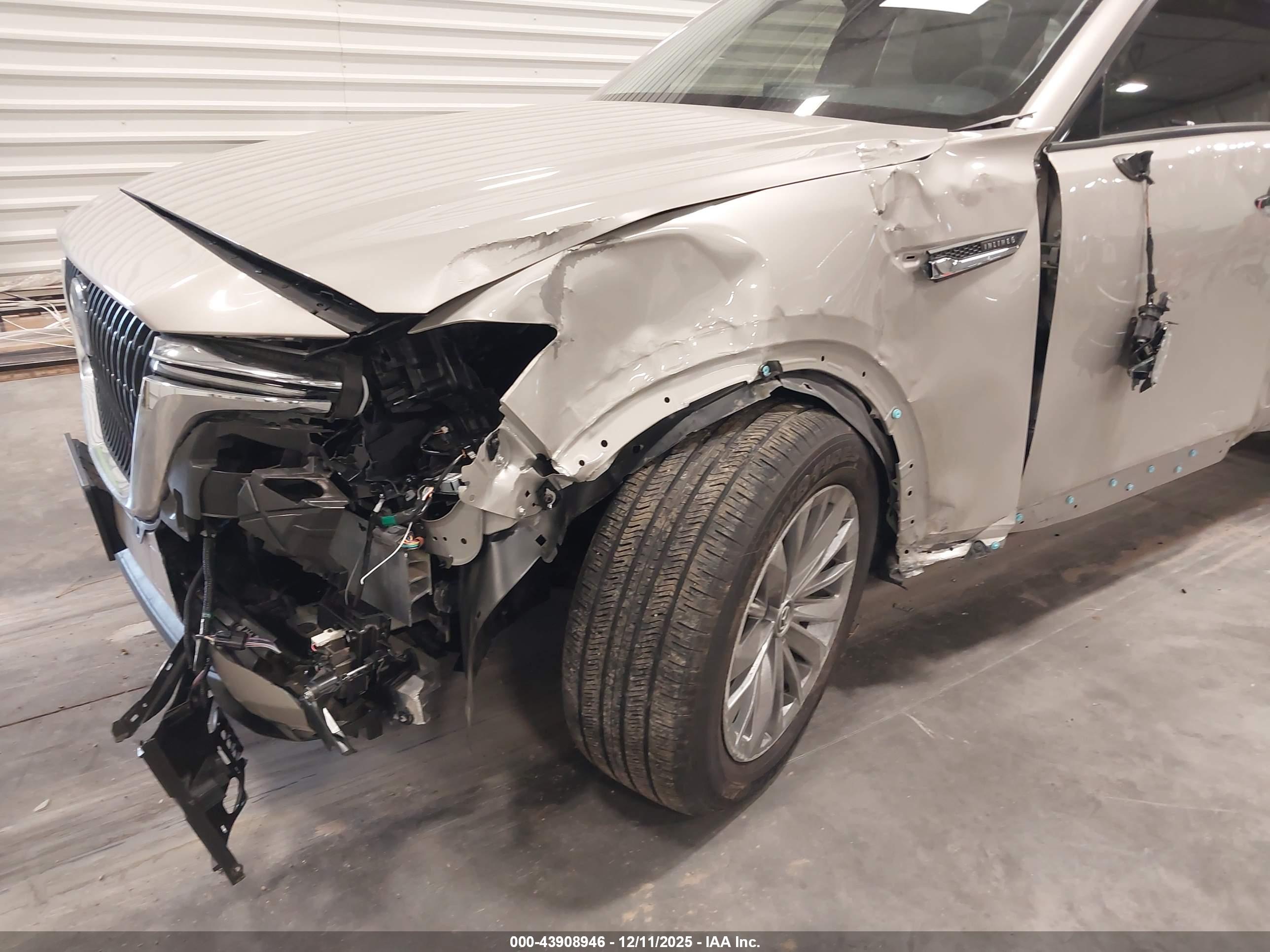 MAZDA CX-90 image 6