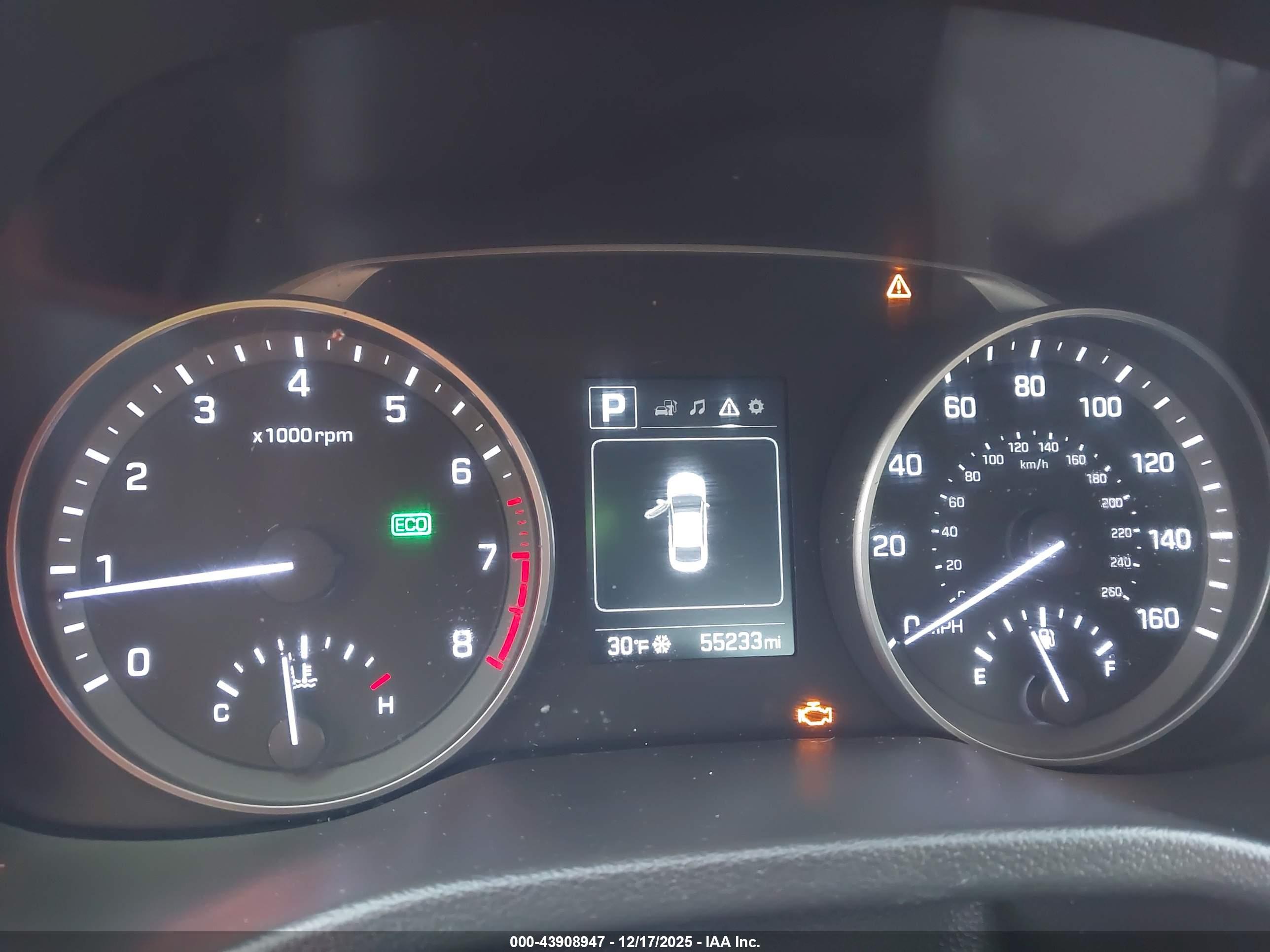HYUNDAI ELANTRA image 7