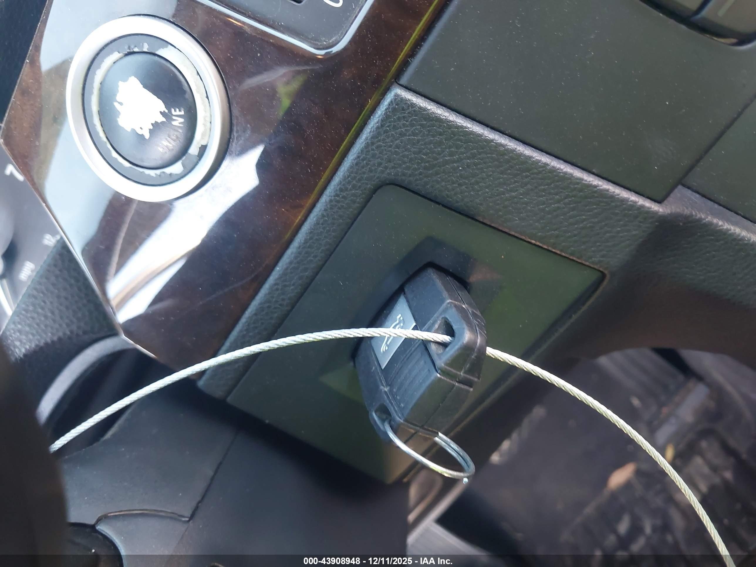 BMW 328I image 11