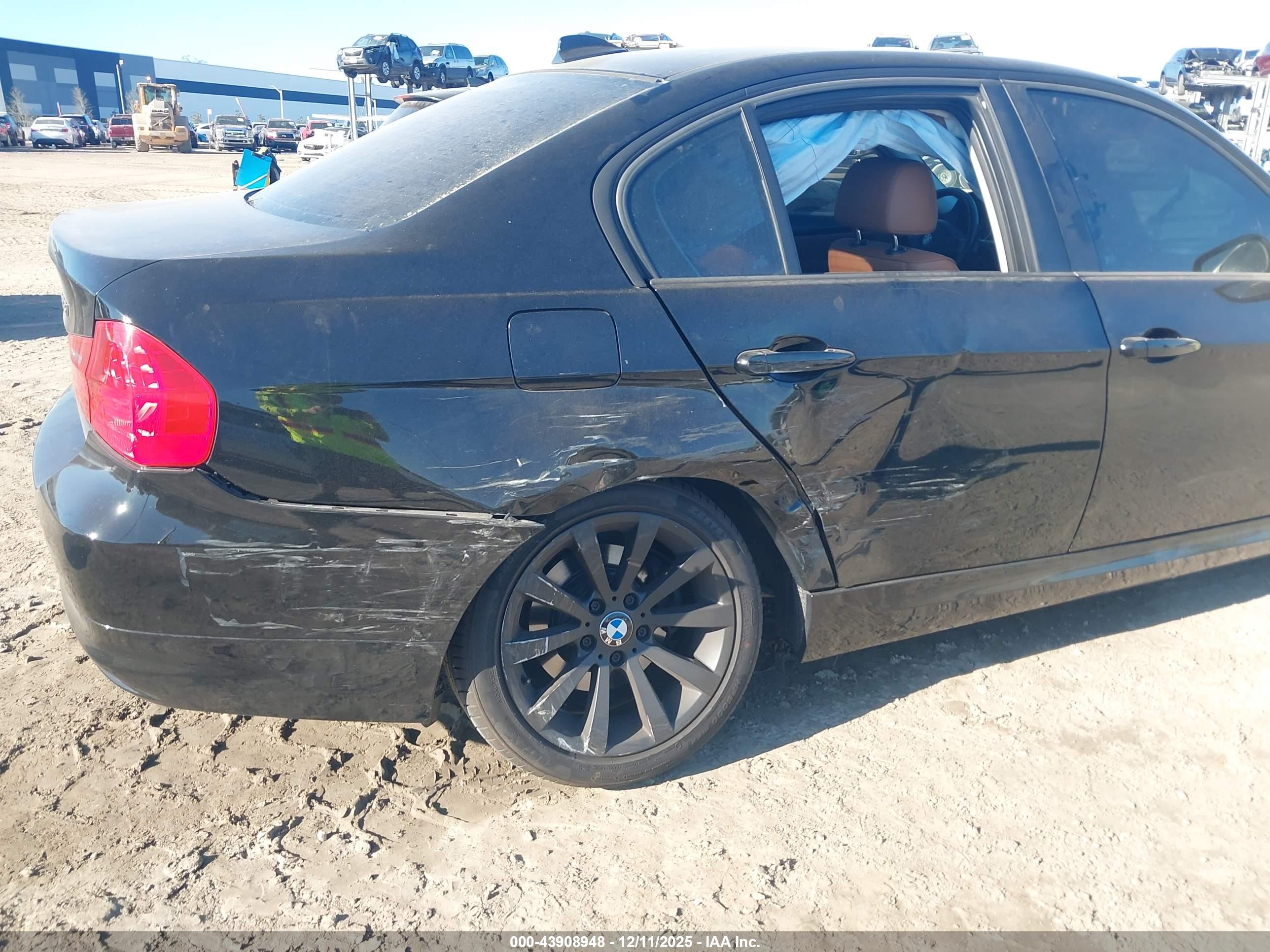 BMW 328I image 6