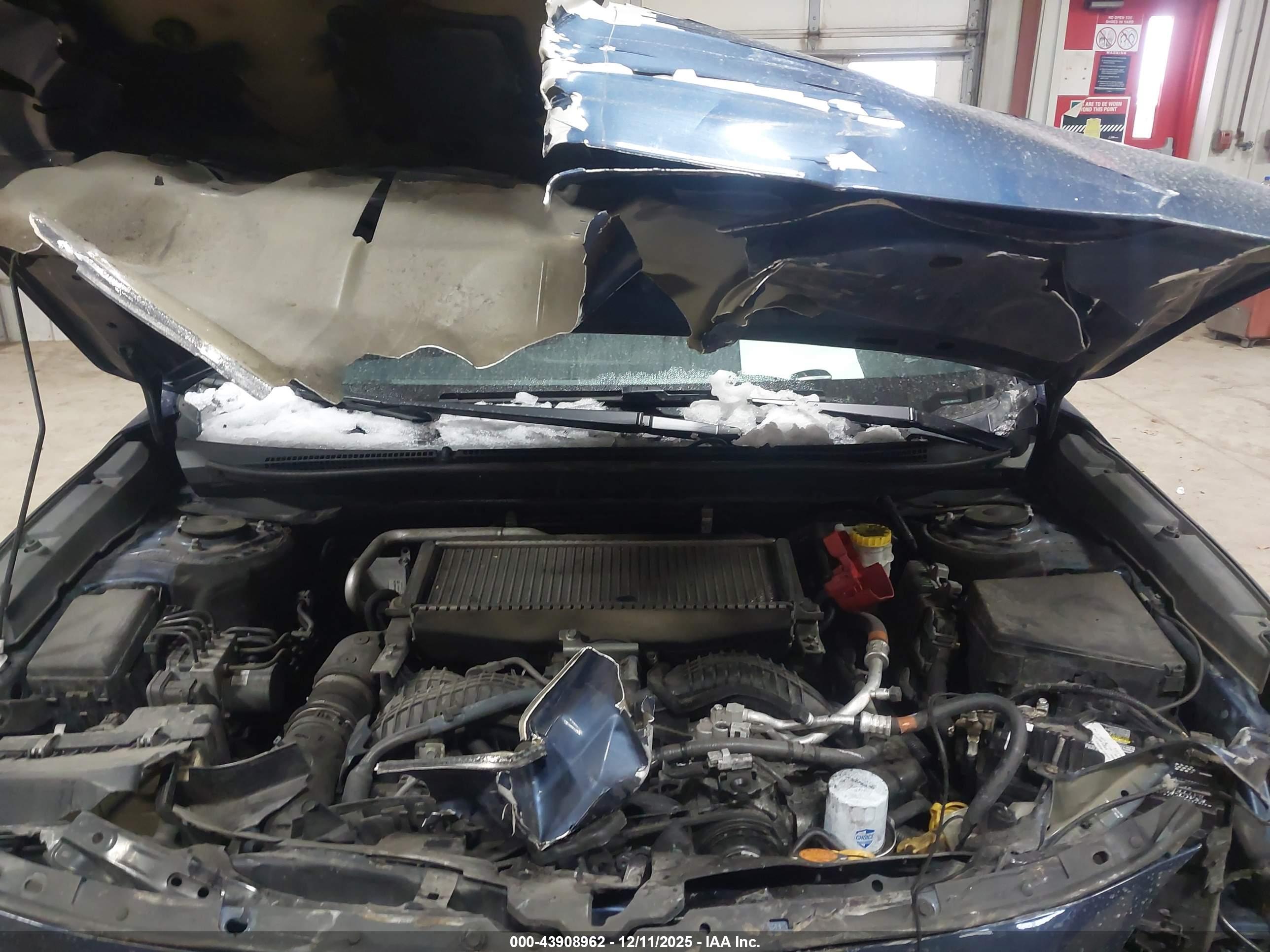 SUBARU LEGACY image 10