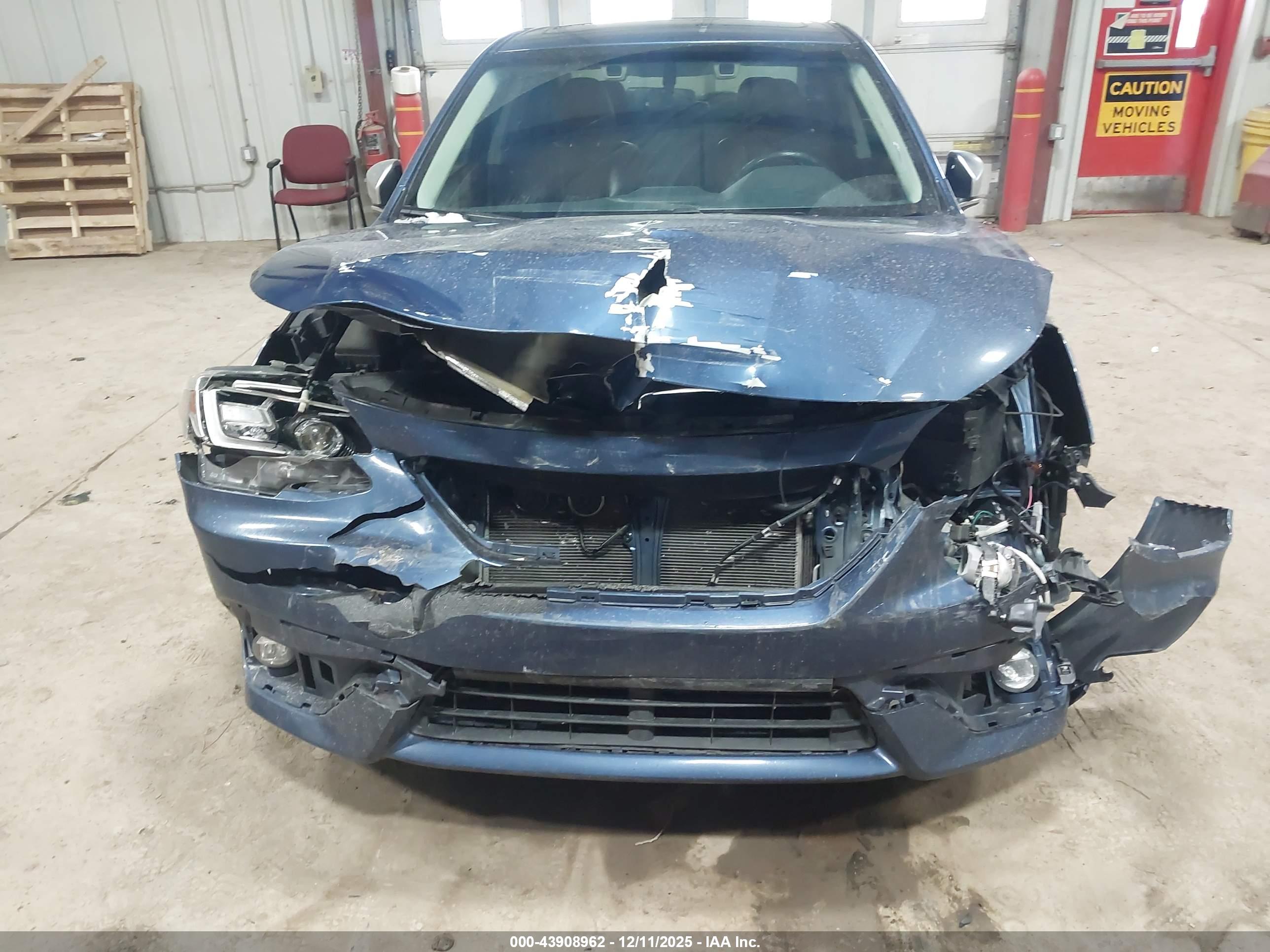 SUBARU LEGACY image 6