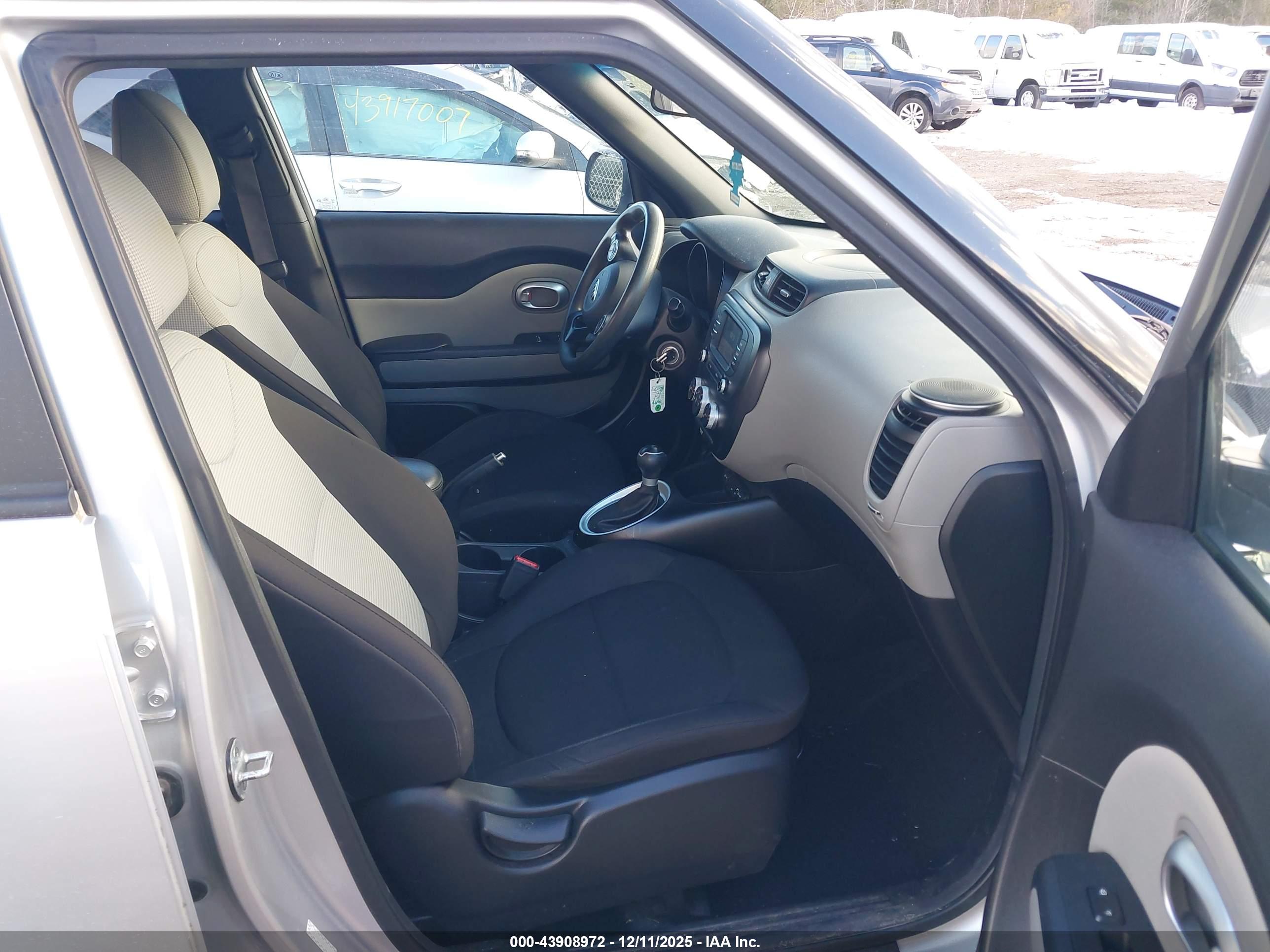 KIA SOUL image 5