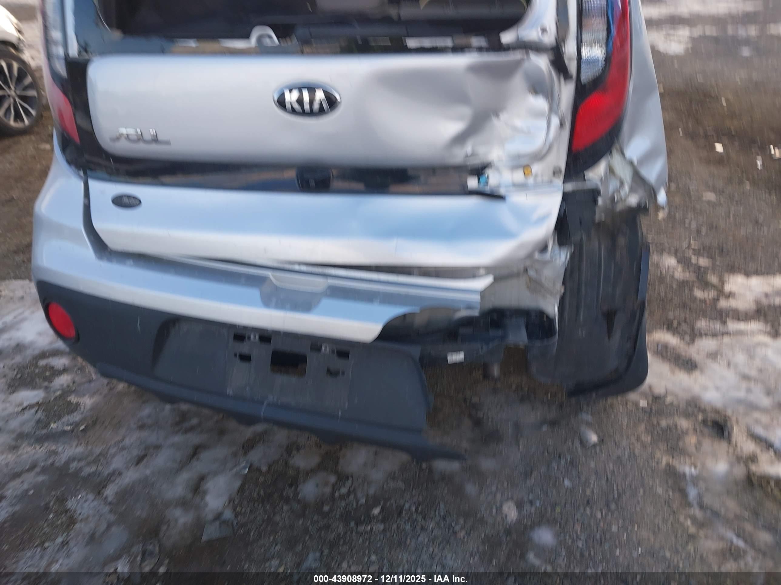 KIA SOUL image 6
