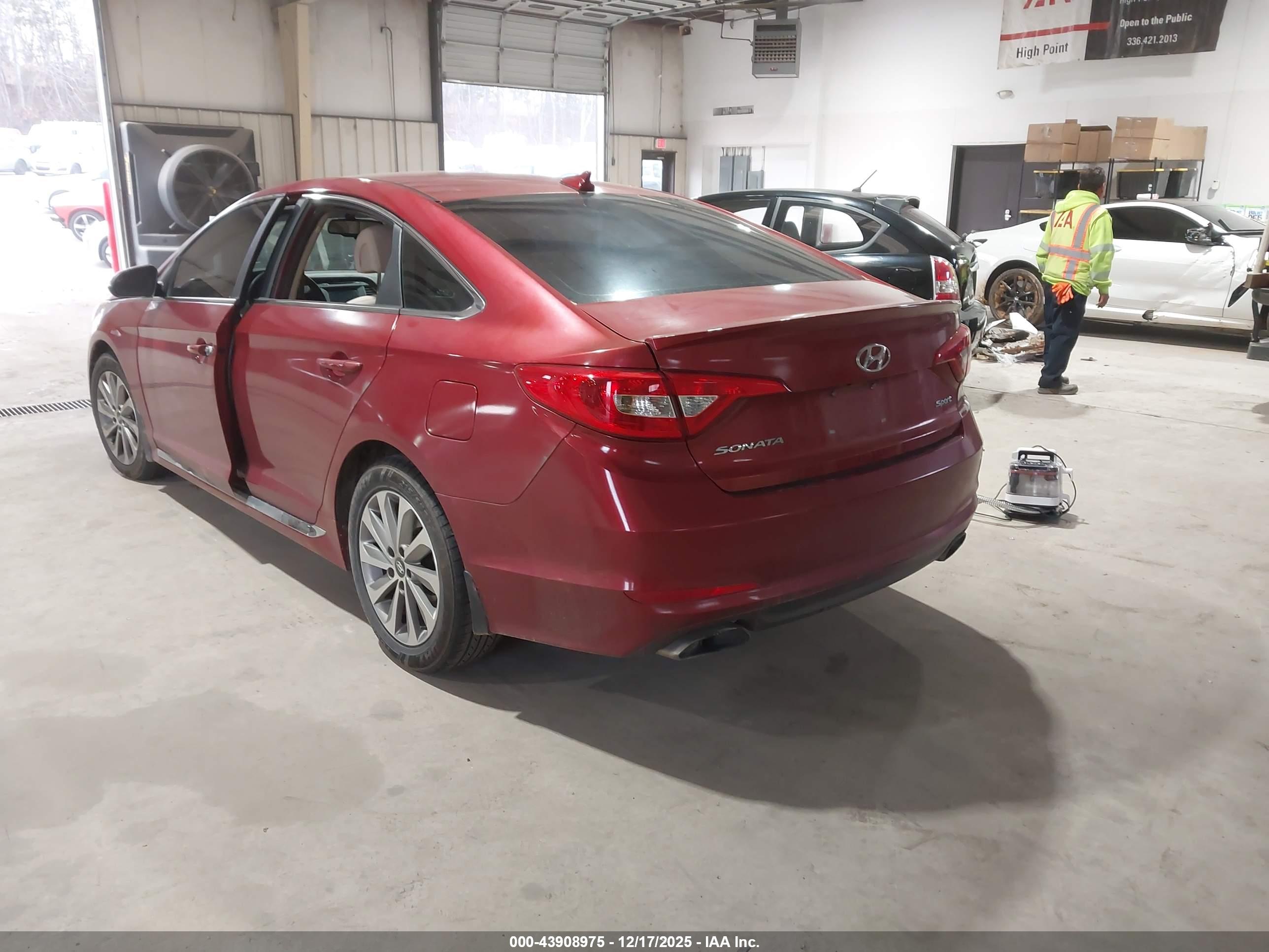 HYUNDAI SONATA image 3
