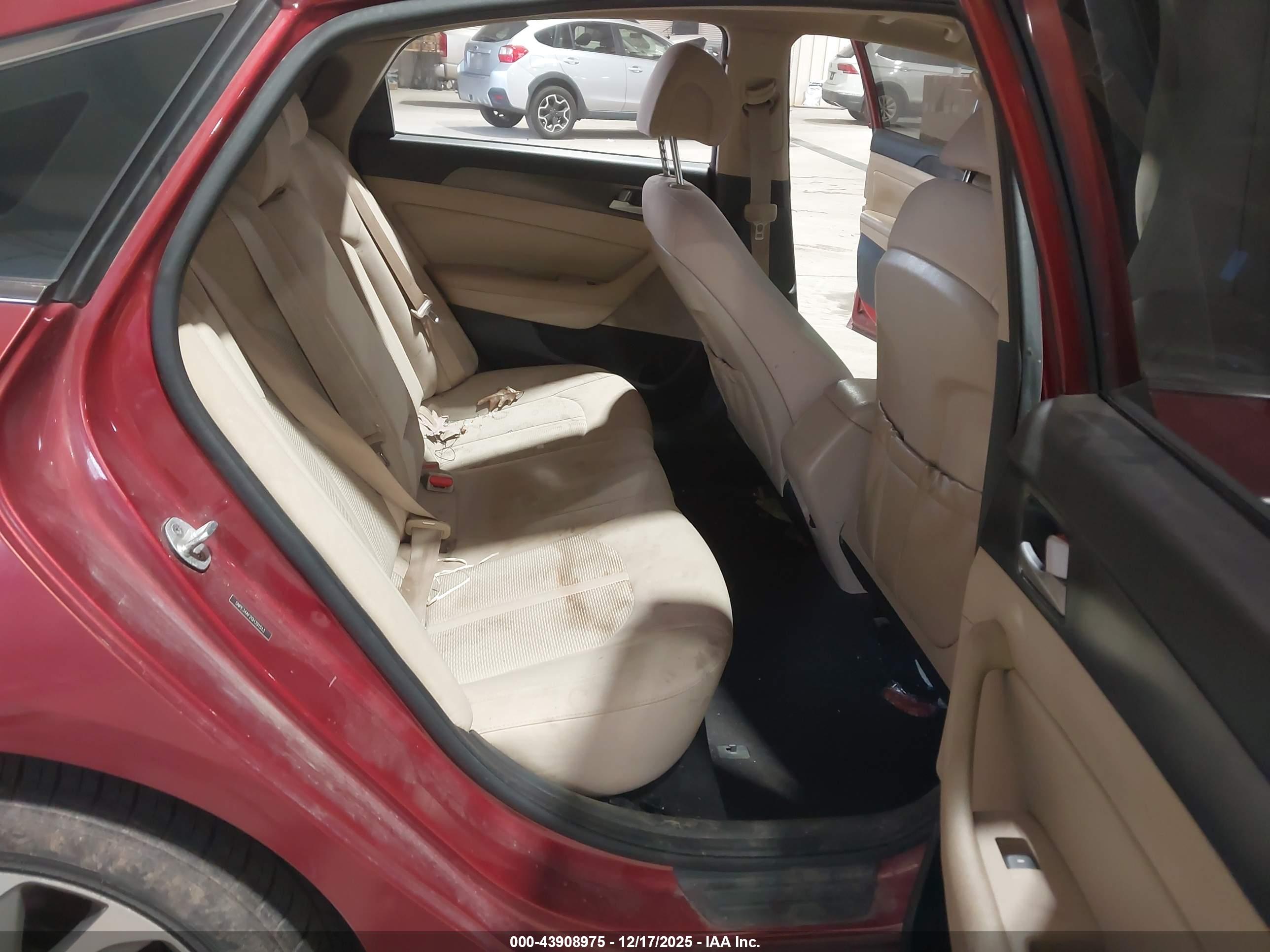 HYUNDAI SONATA image 8