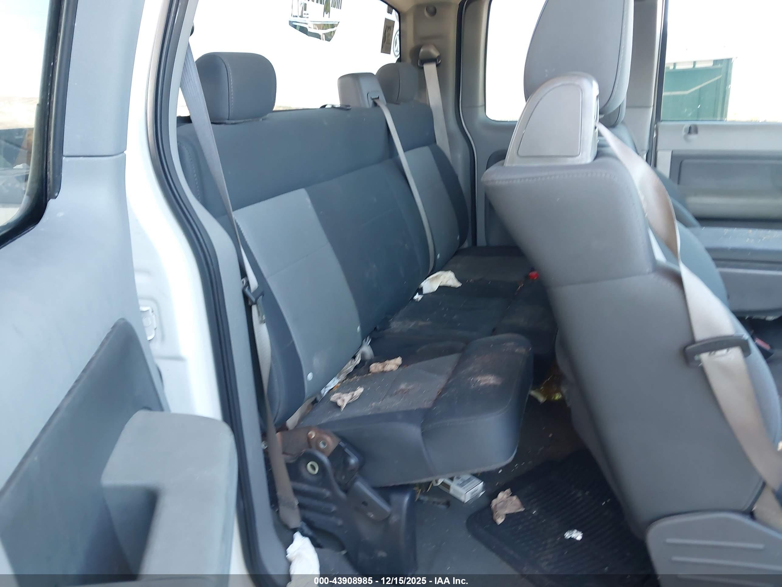 FORD F-150 image 8