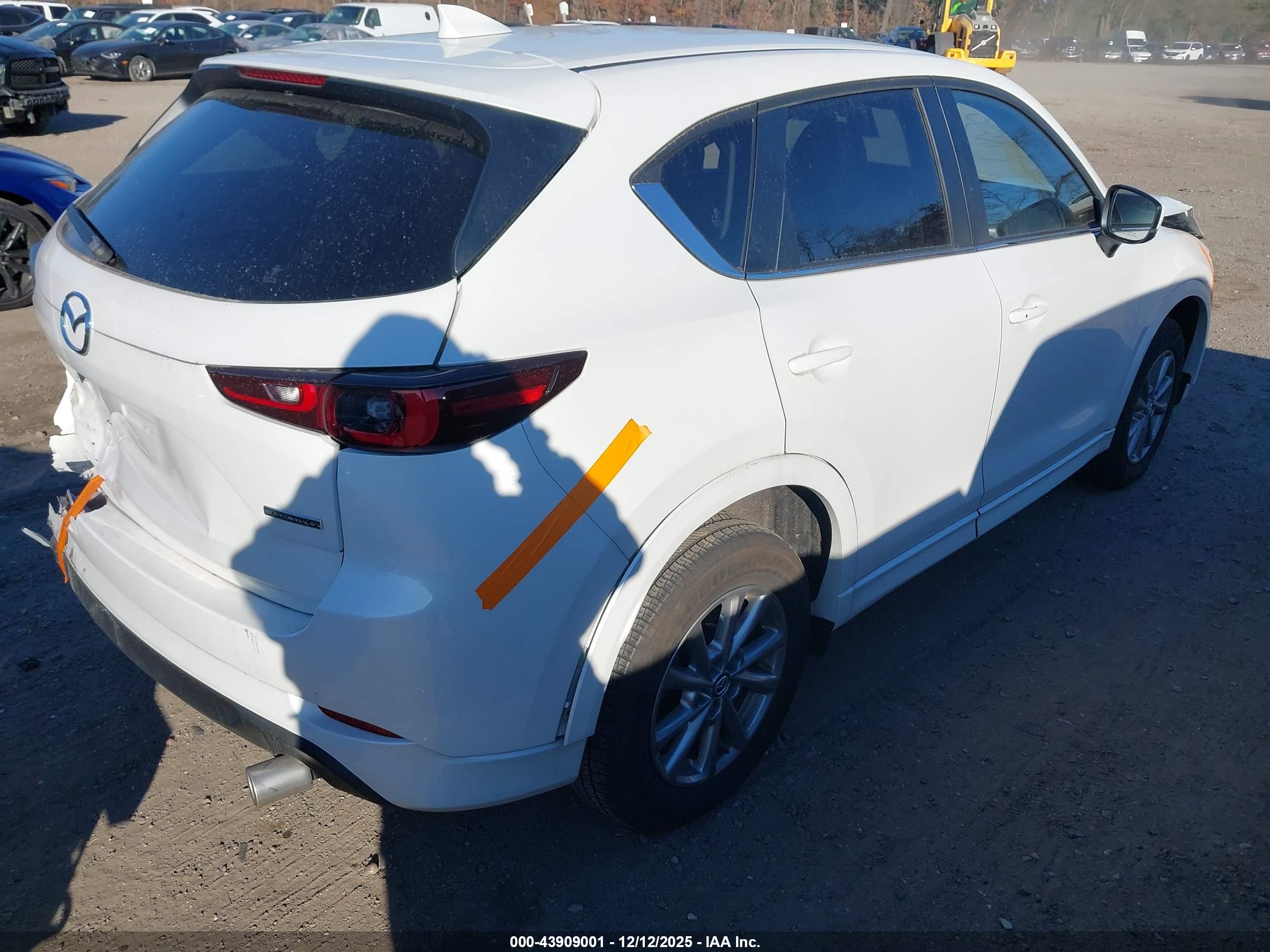 MAZDA CX-5 image 4