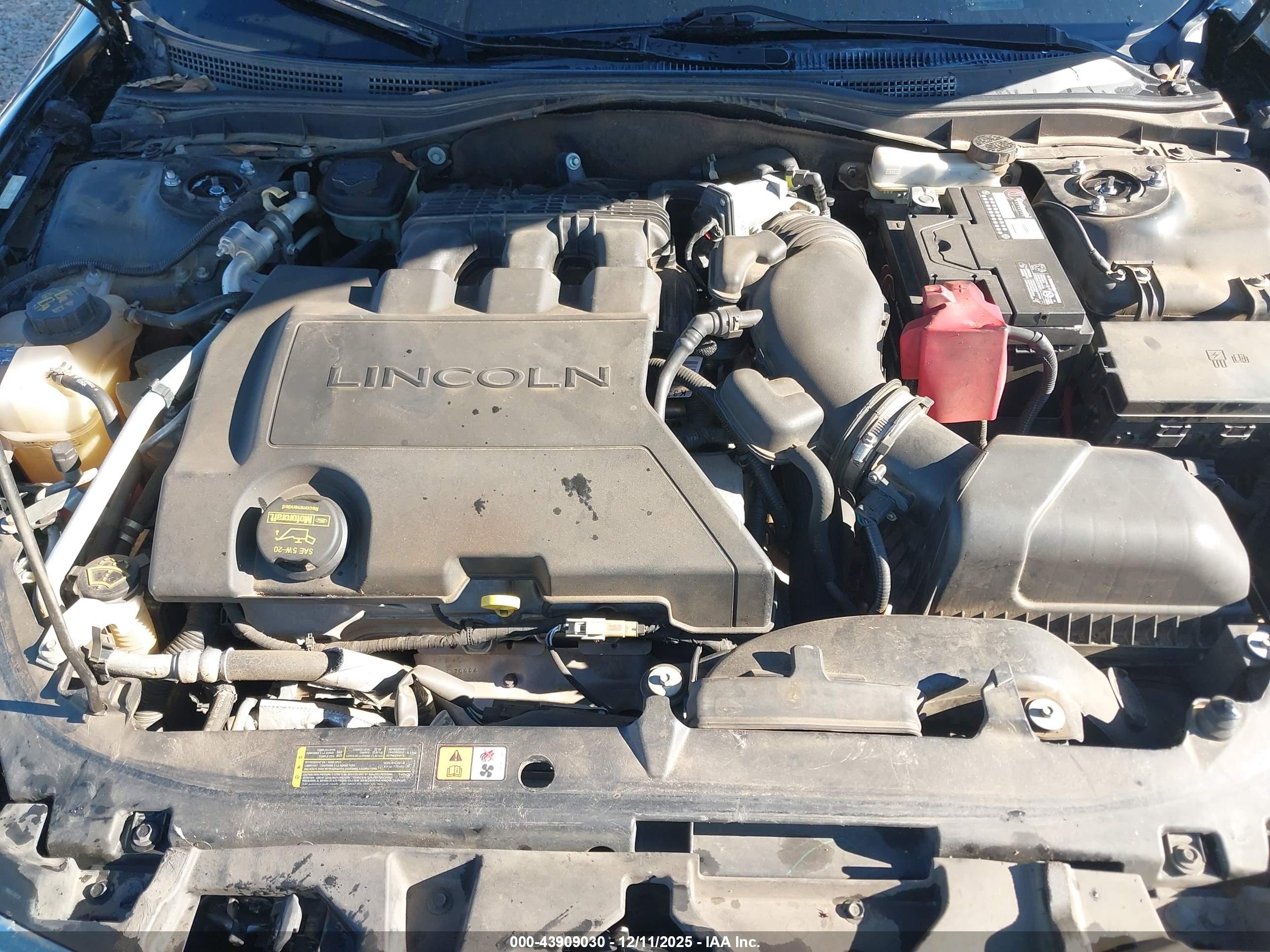 LINCOLN MKZ image 10