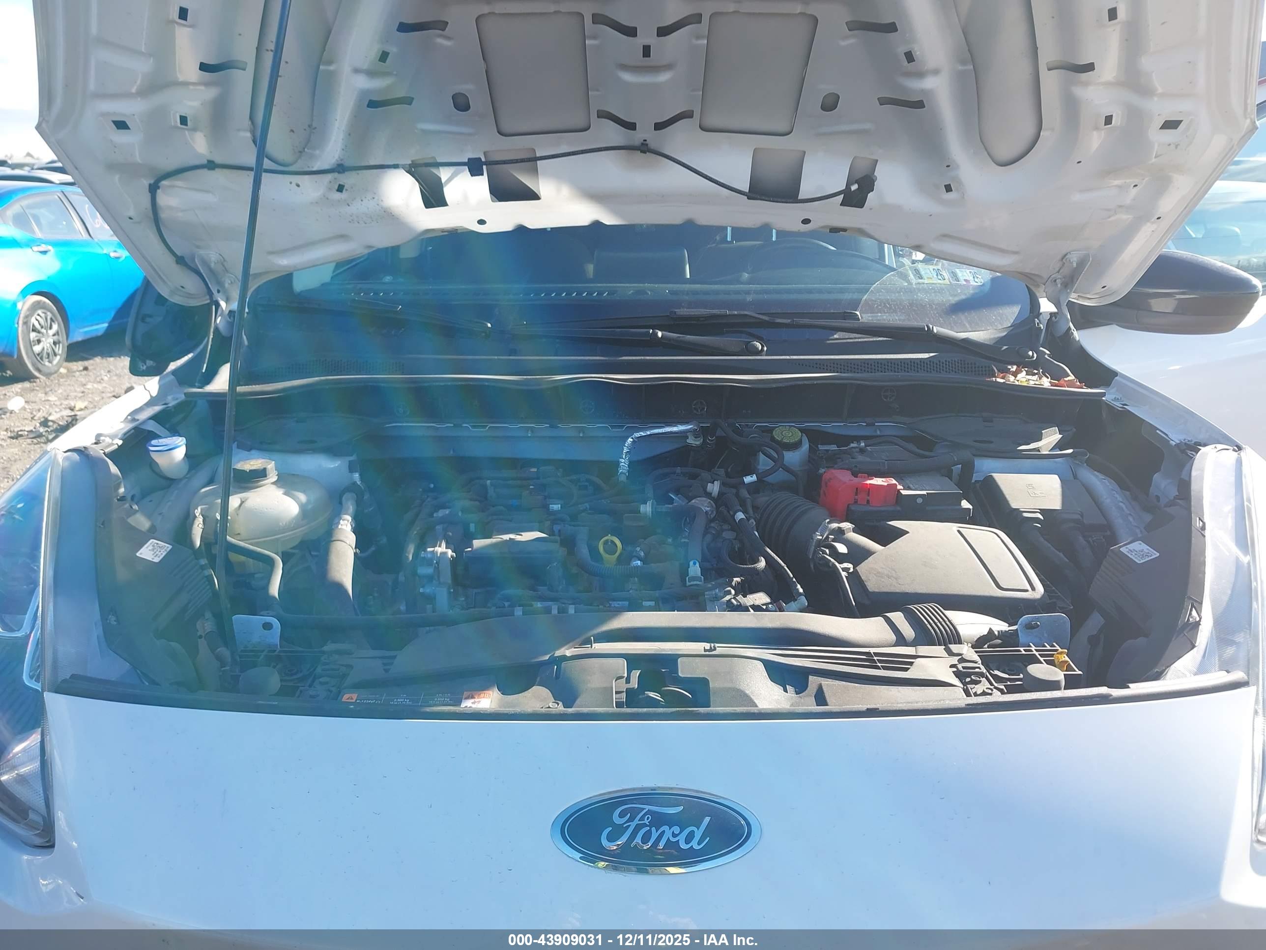 FORD ESCAPE image 10
