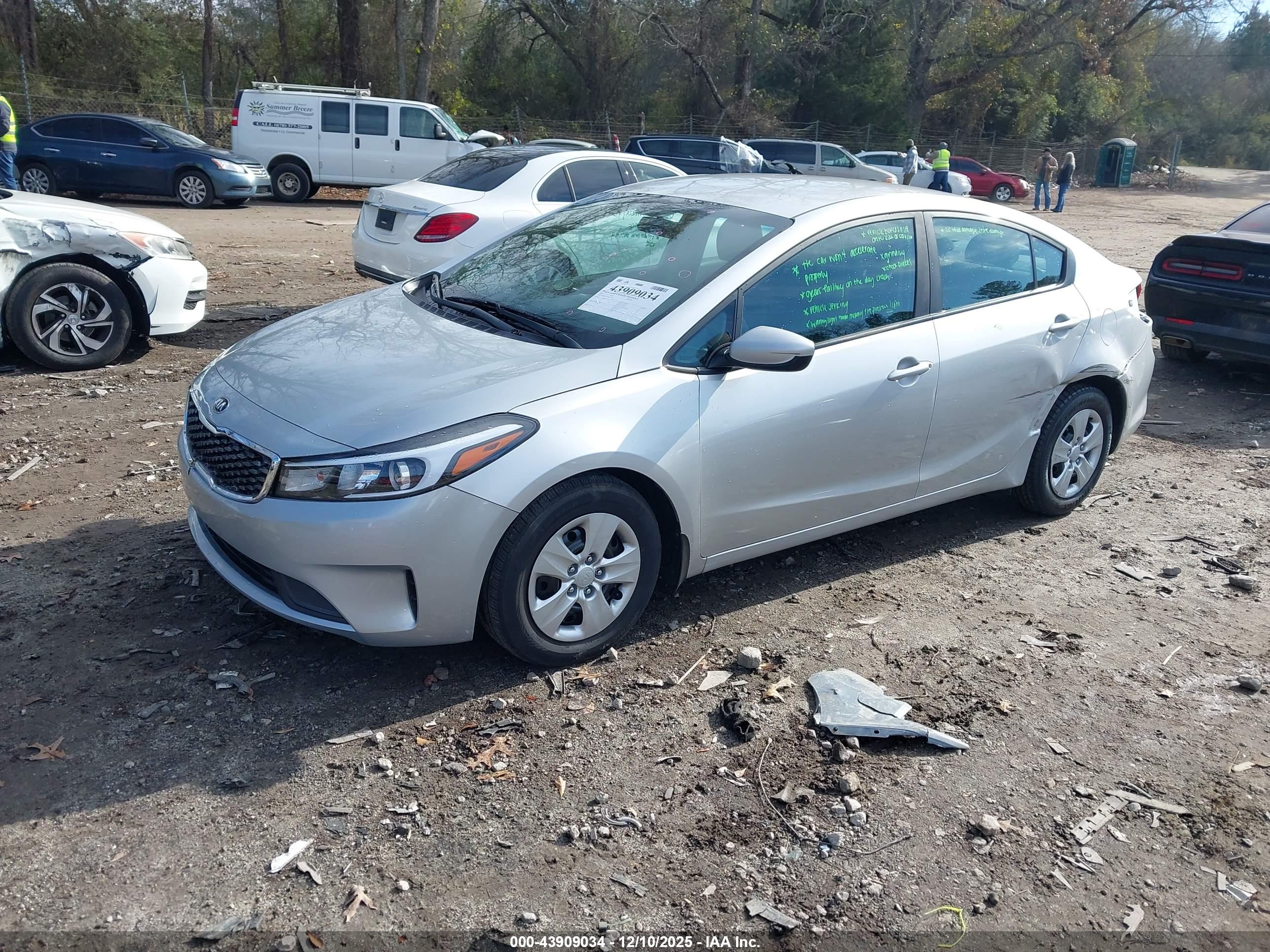 KIA FORTE image 2