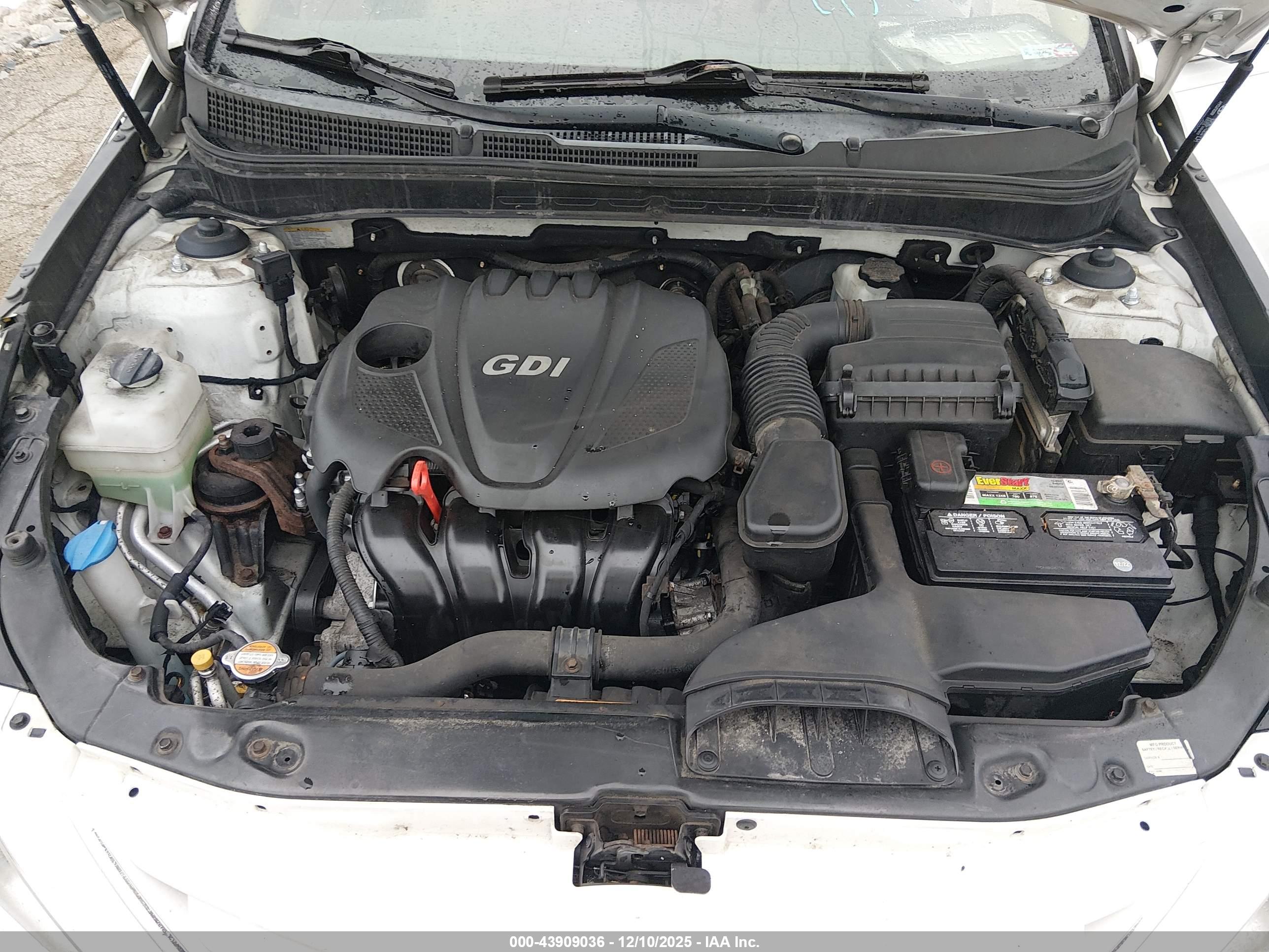HYUNDAI SONATA image 10