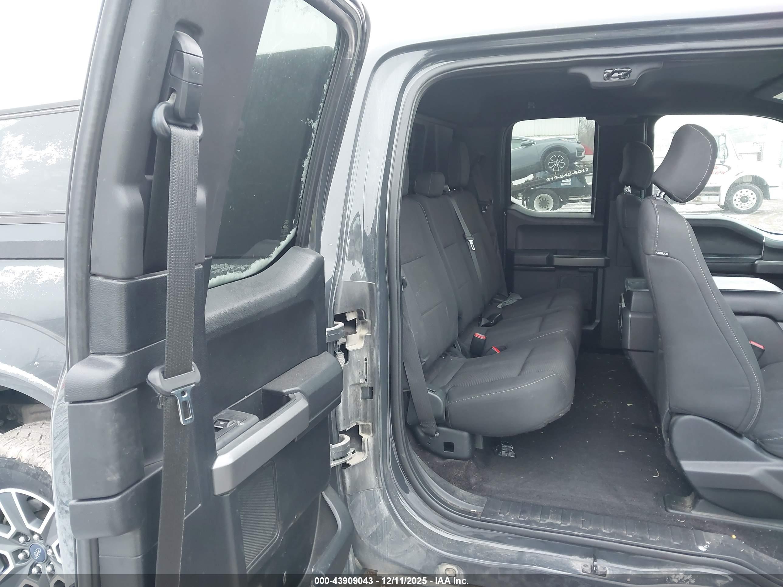 FORD F-150 image 8