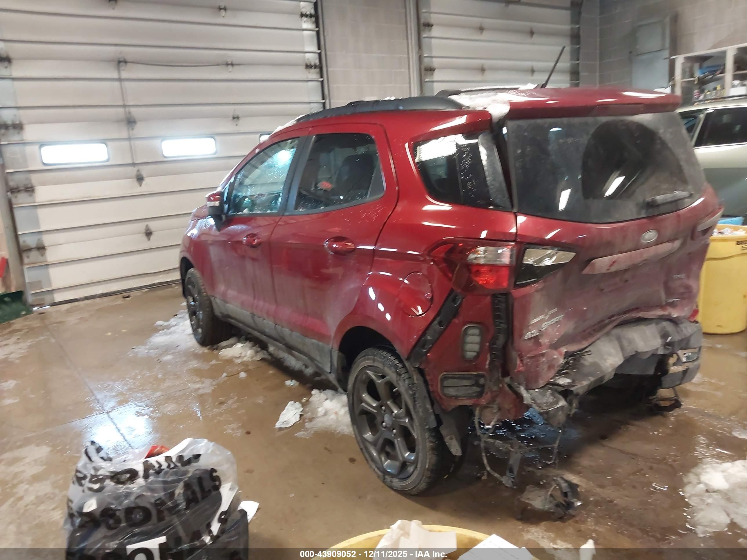 FORD ECOSPORT image 3