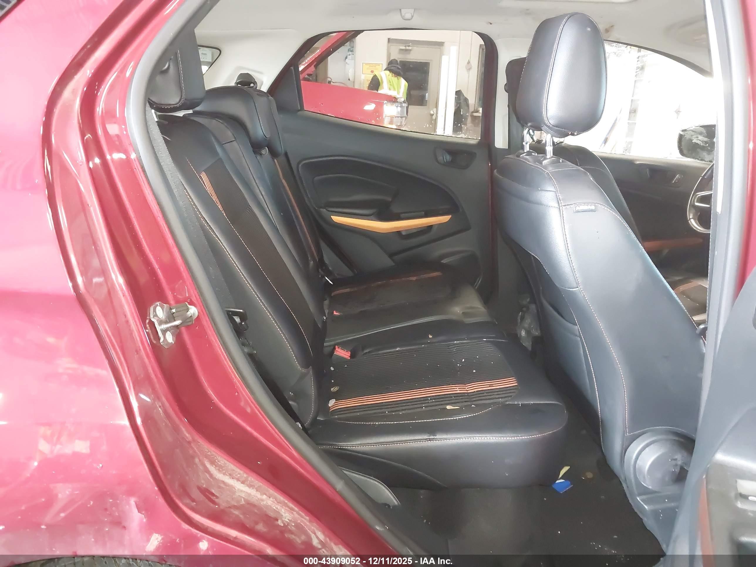 FORD ECOSPORT image 8