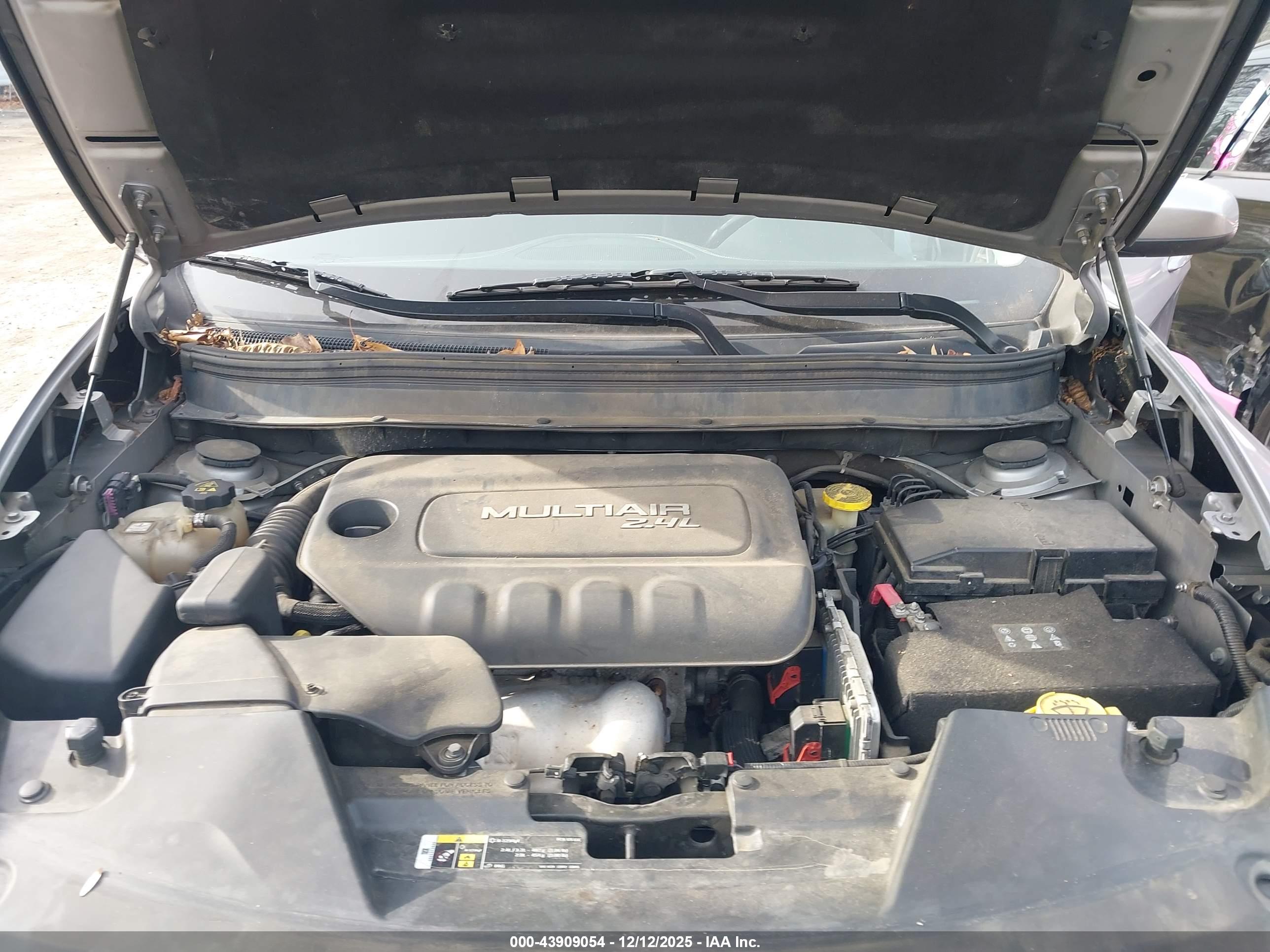 JEEP CHEROKEE image 10