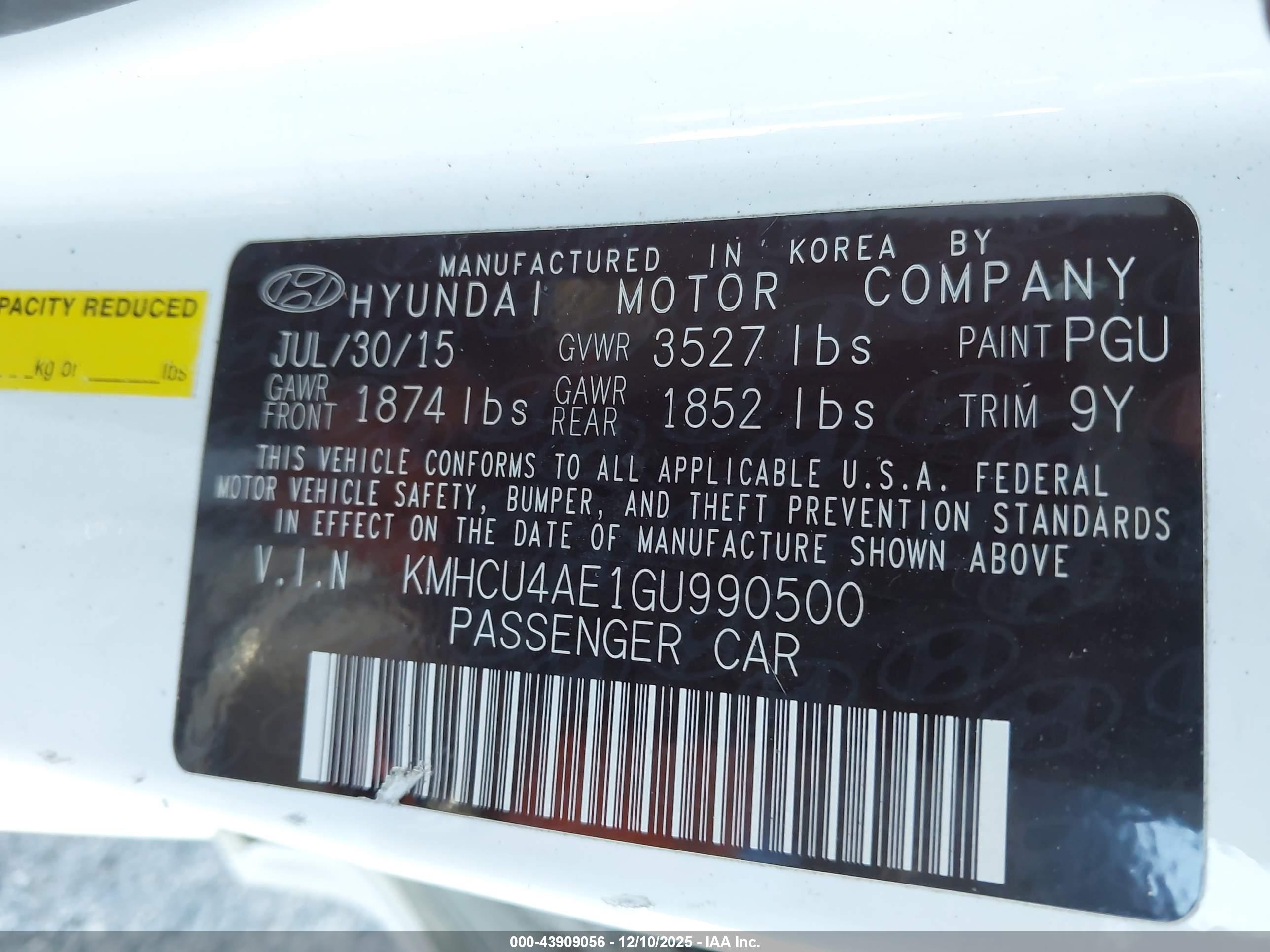 HYUNDAI ACCENT image 9