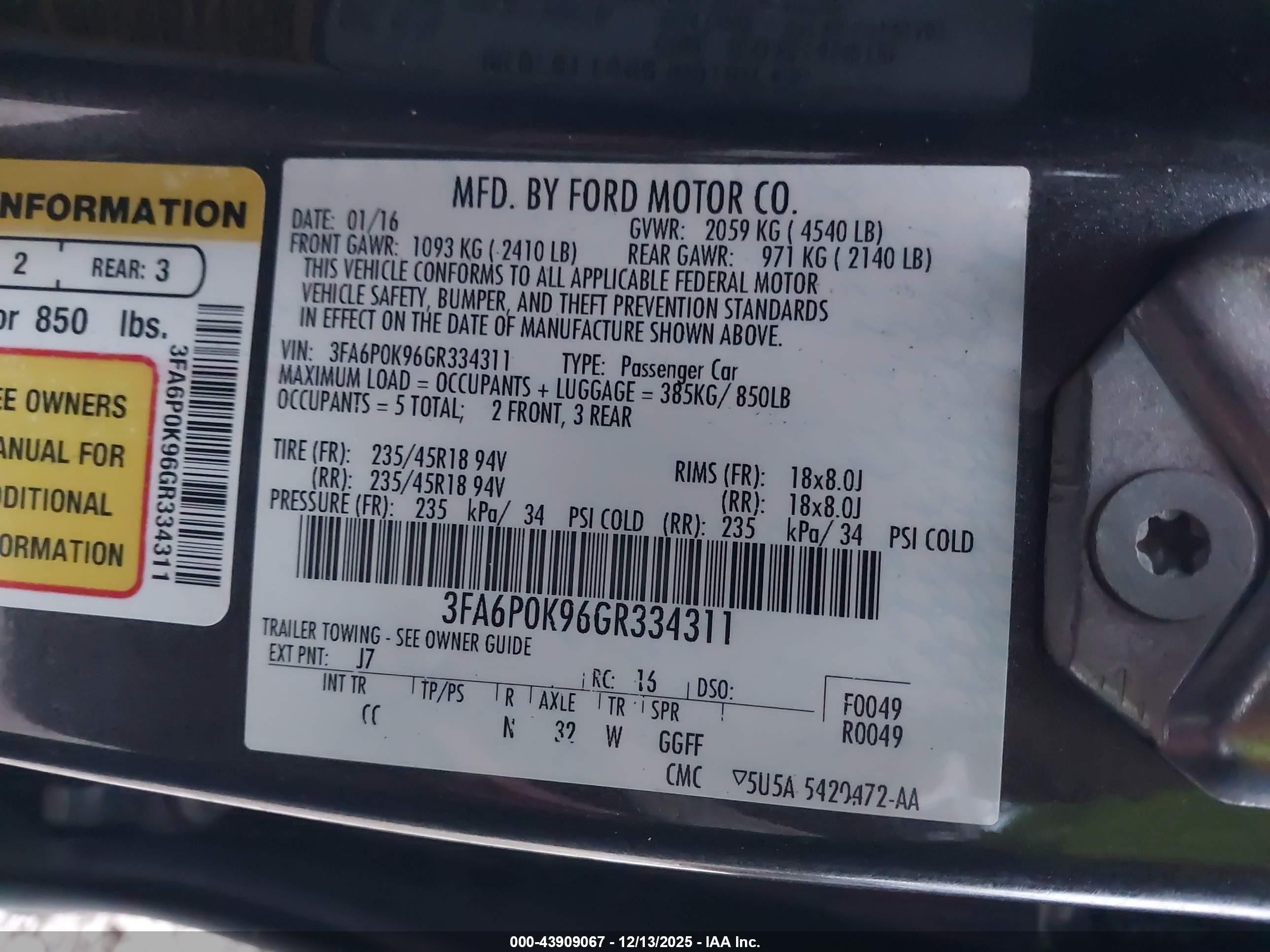 FORD FUSION image 9