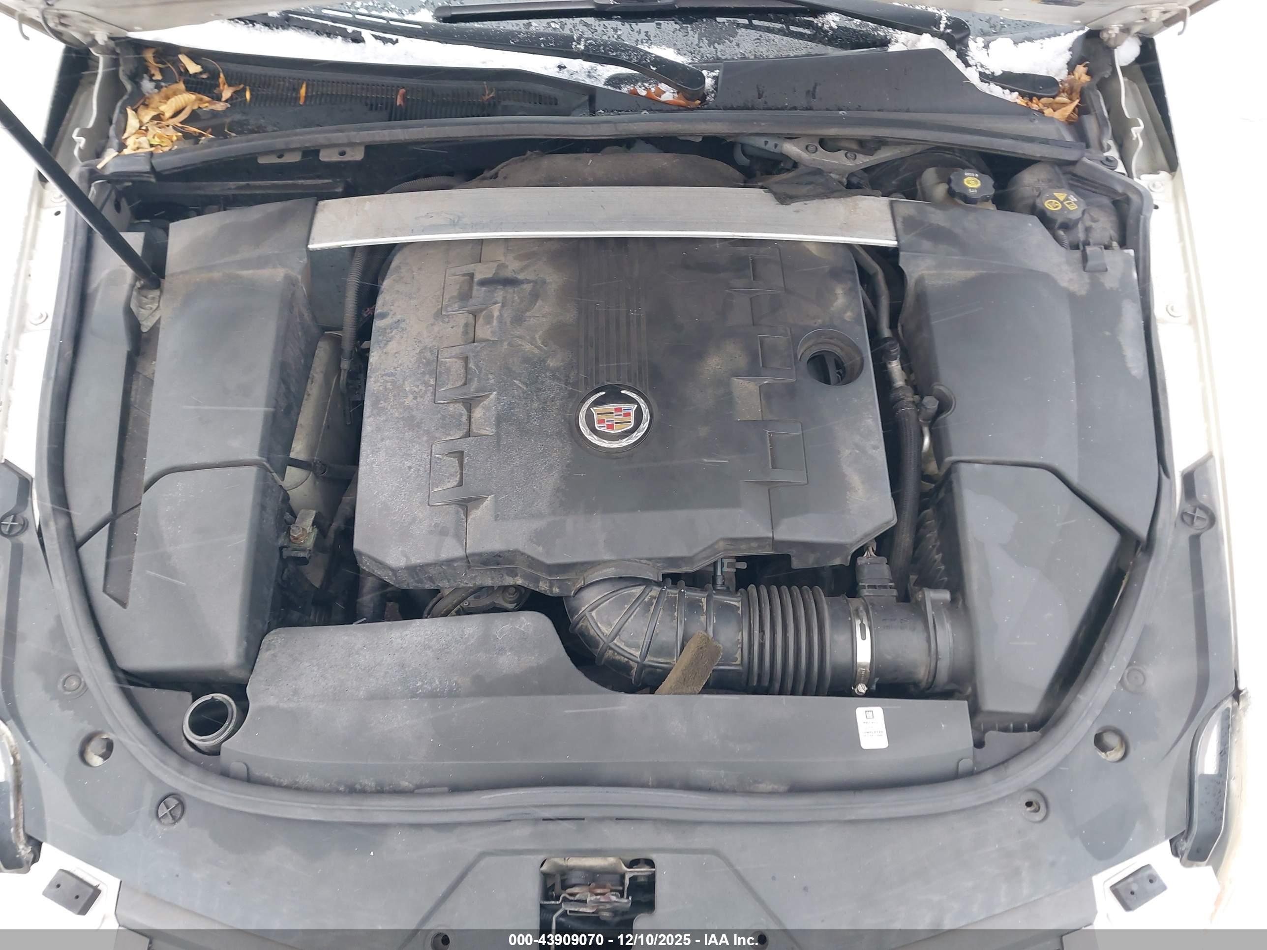 CADILLAC CTS image 10