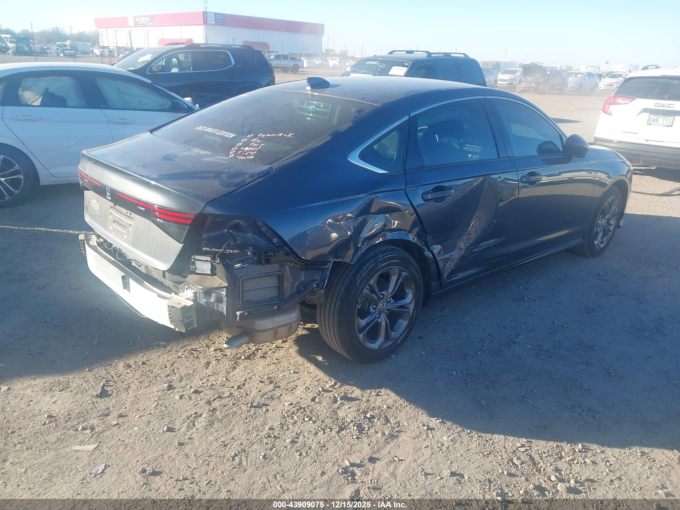 HONDA ACCORD image 4