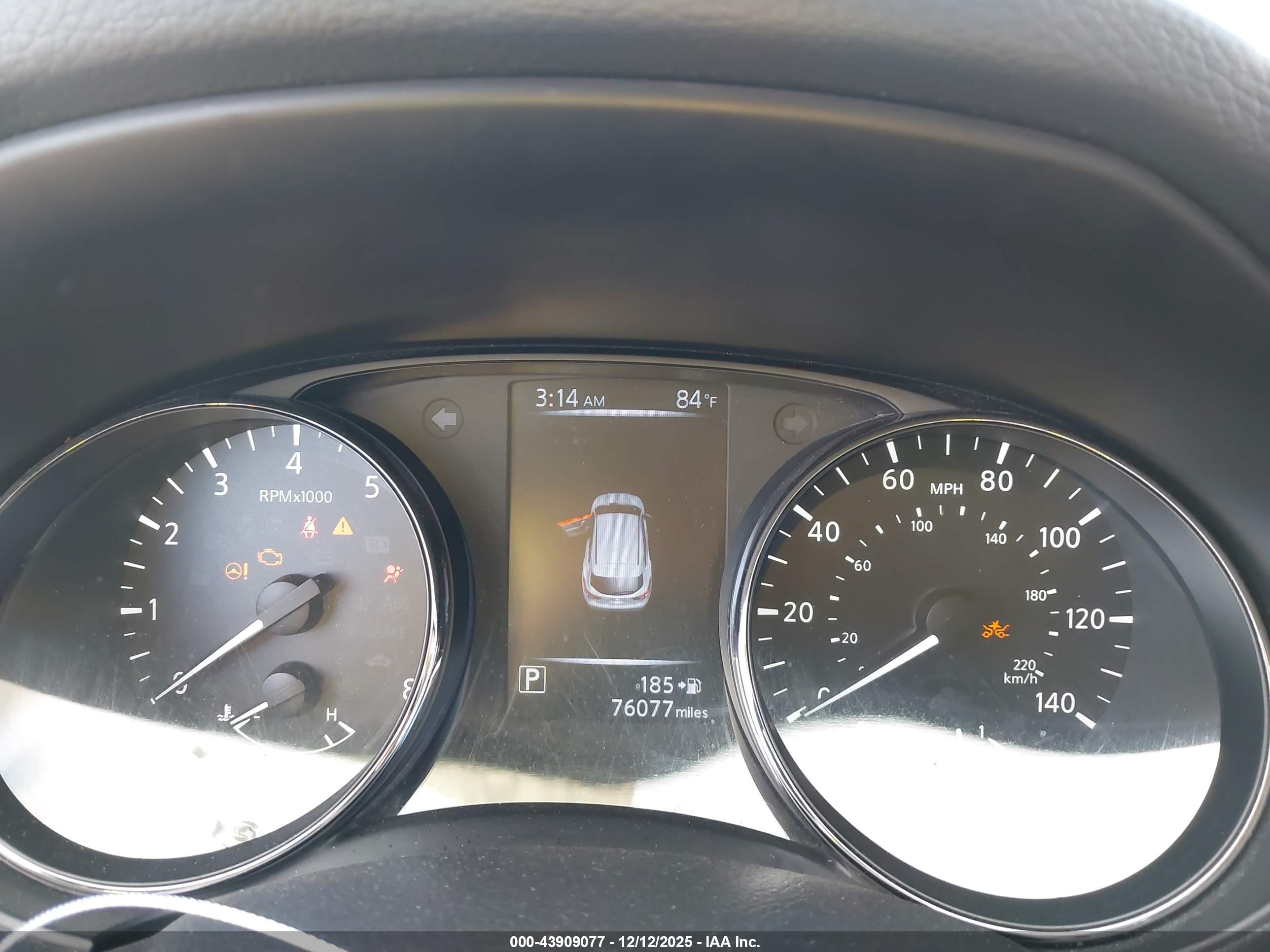 NISSAN ROGUE image 7