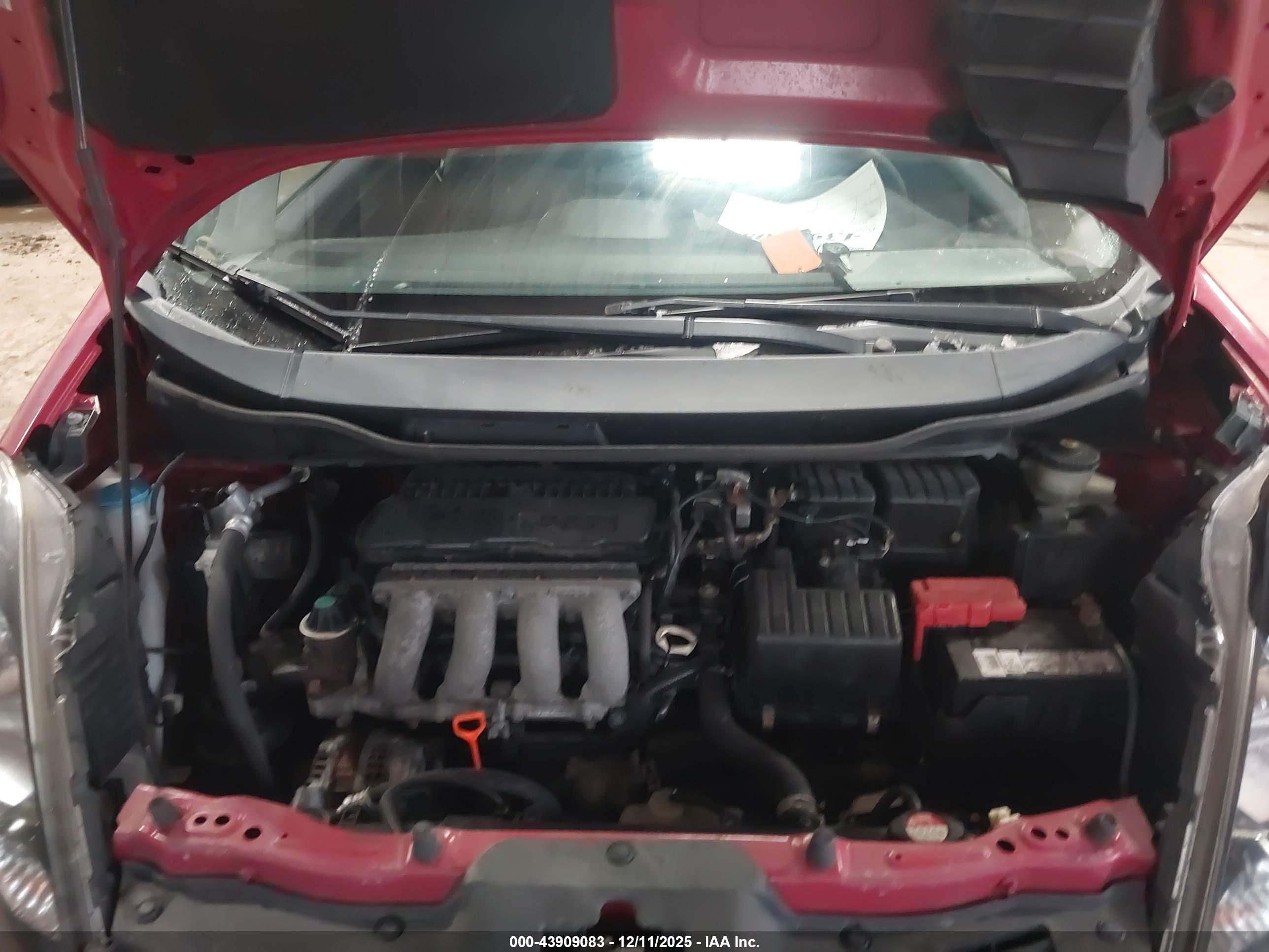 HONDA FIT image 10