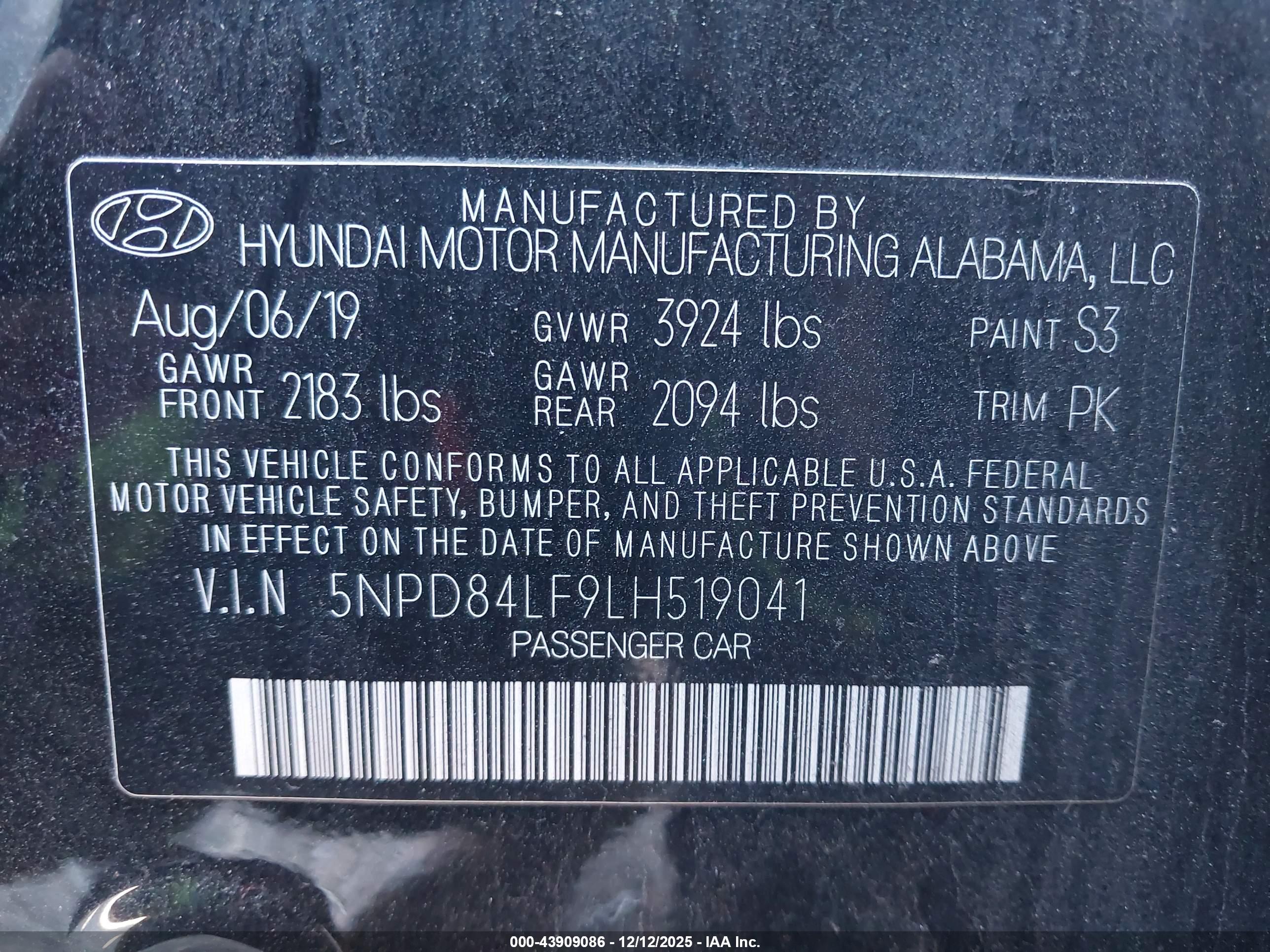HYUNDAI ELANTRA image 9