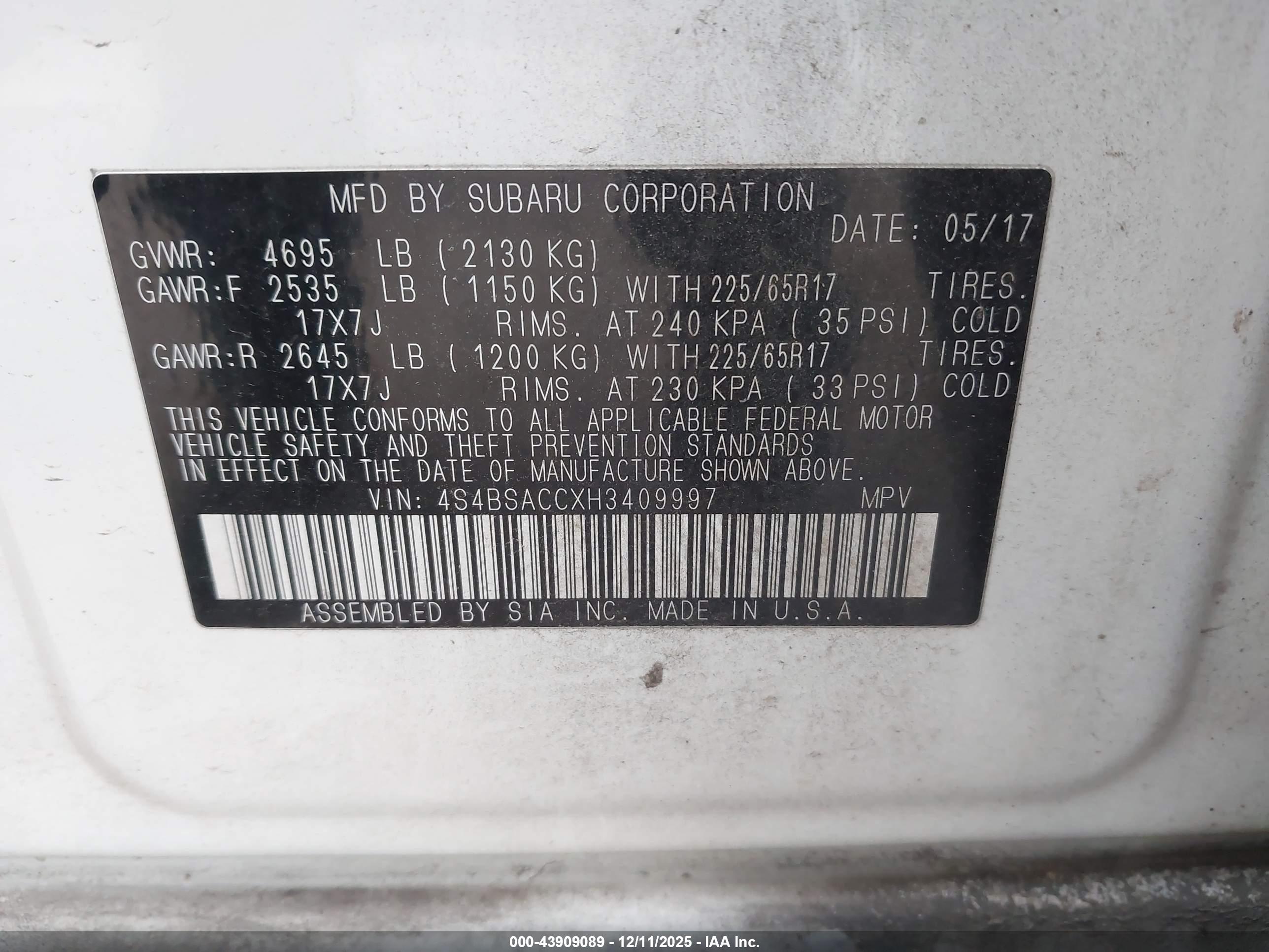 SUBARU OUTBACK image 9