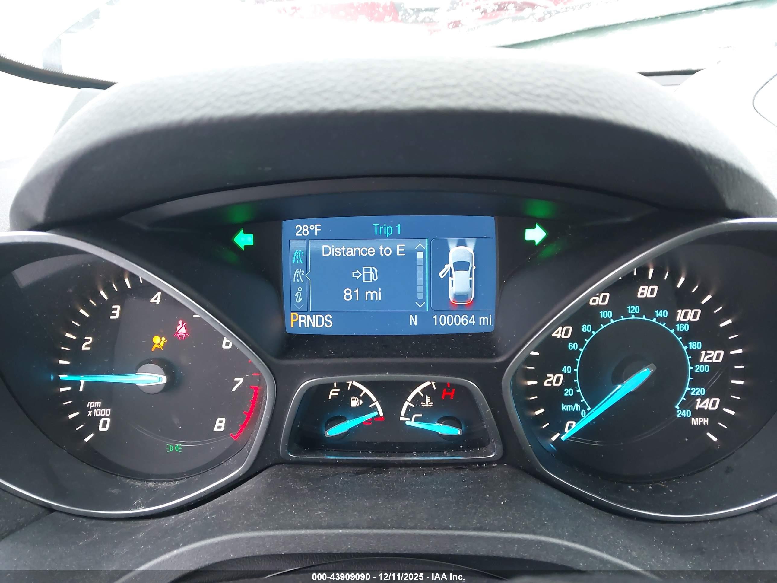 FORD ESCAPE image 7