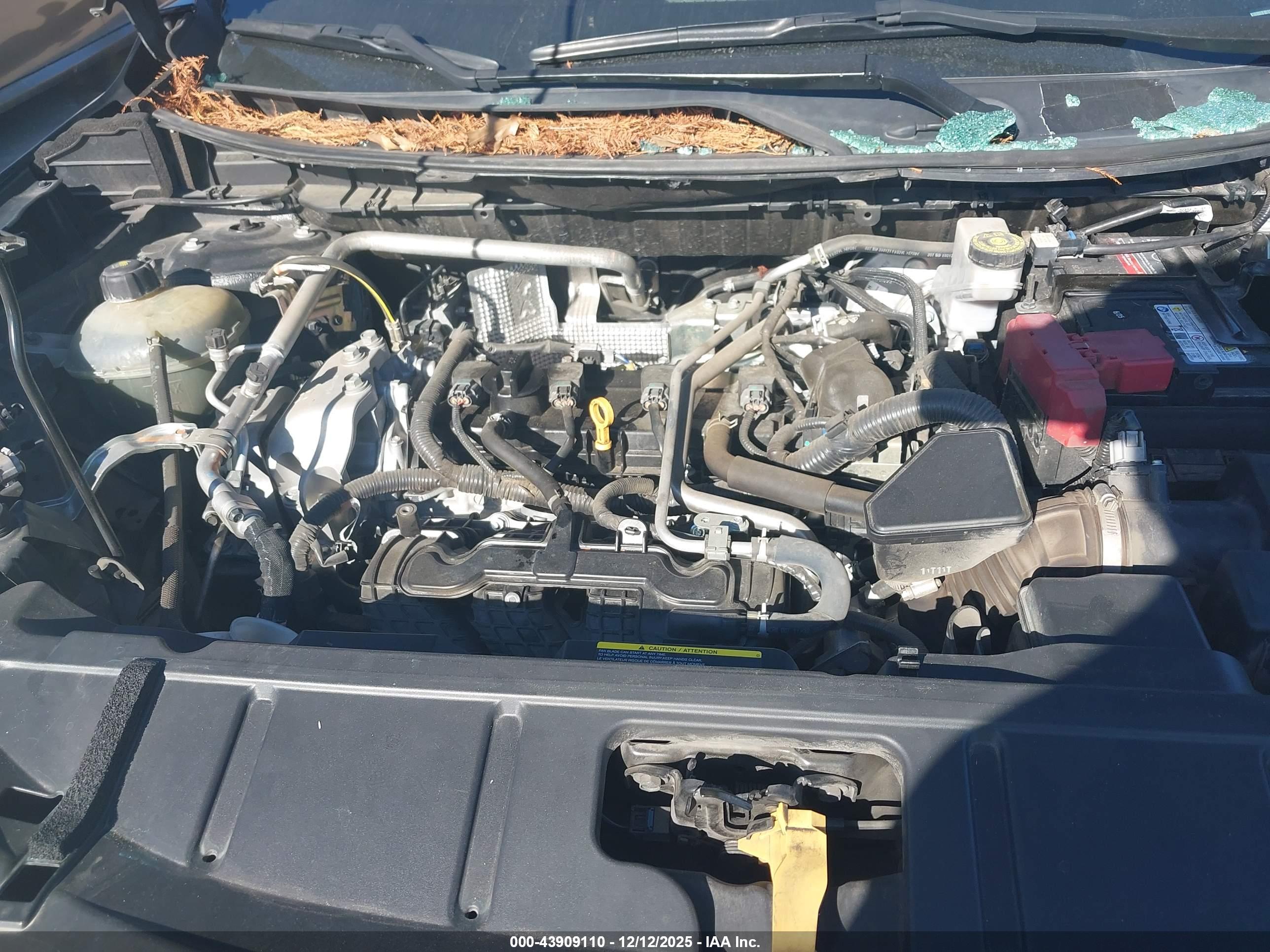 NISSAN ROGUE image 10
