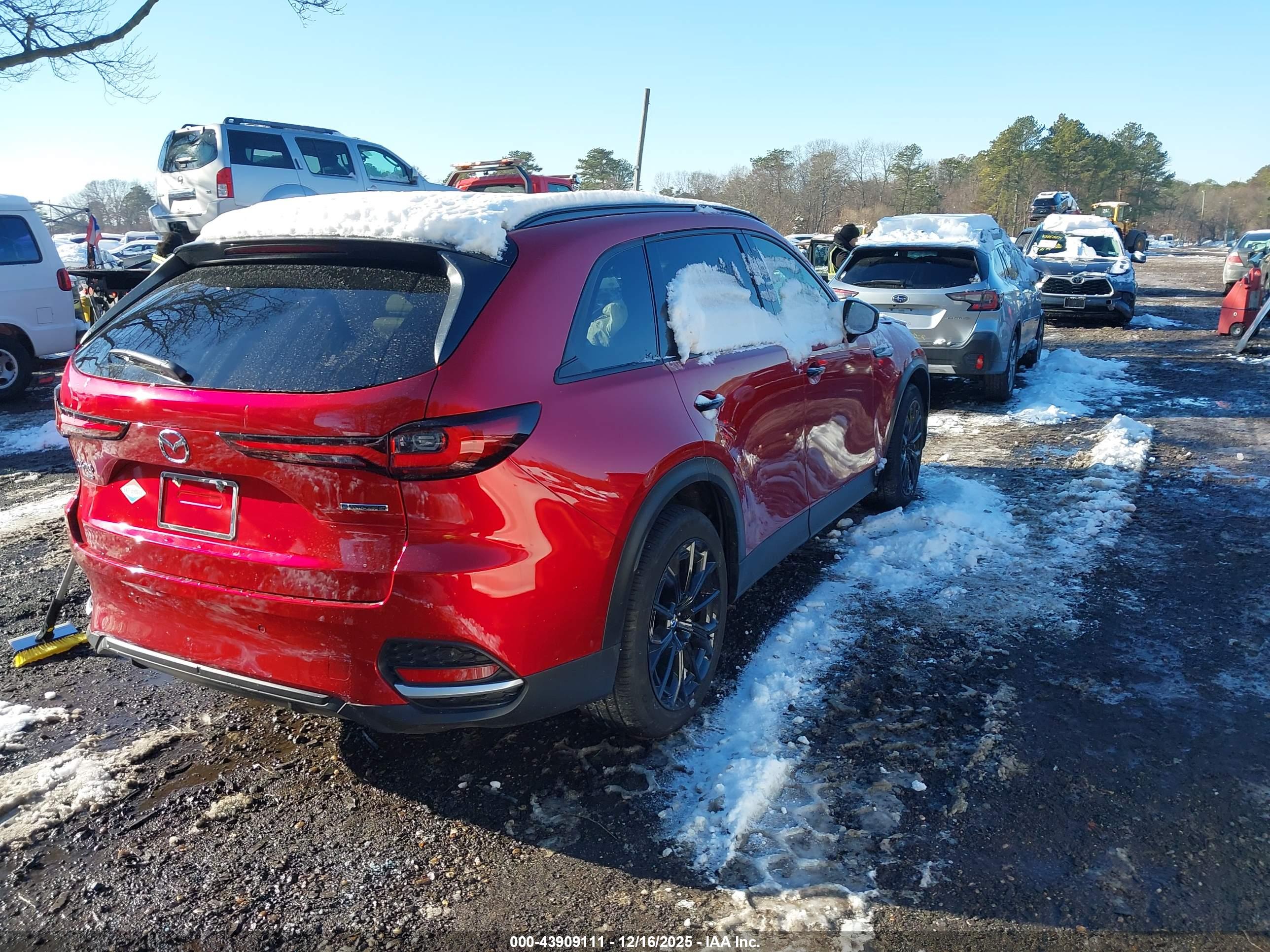 MAZDA CX-70 image 4