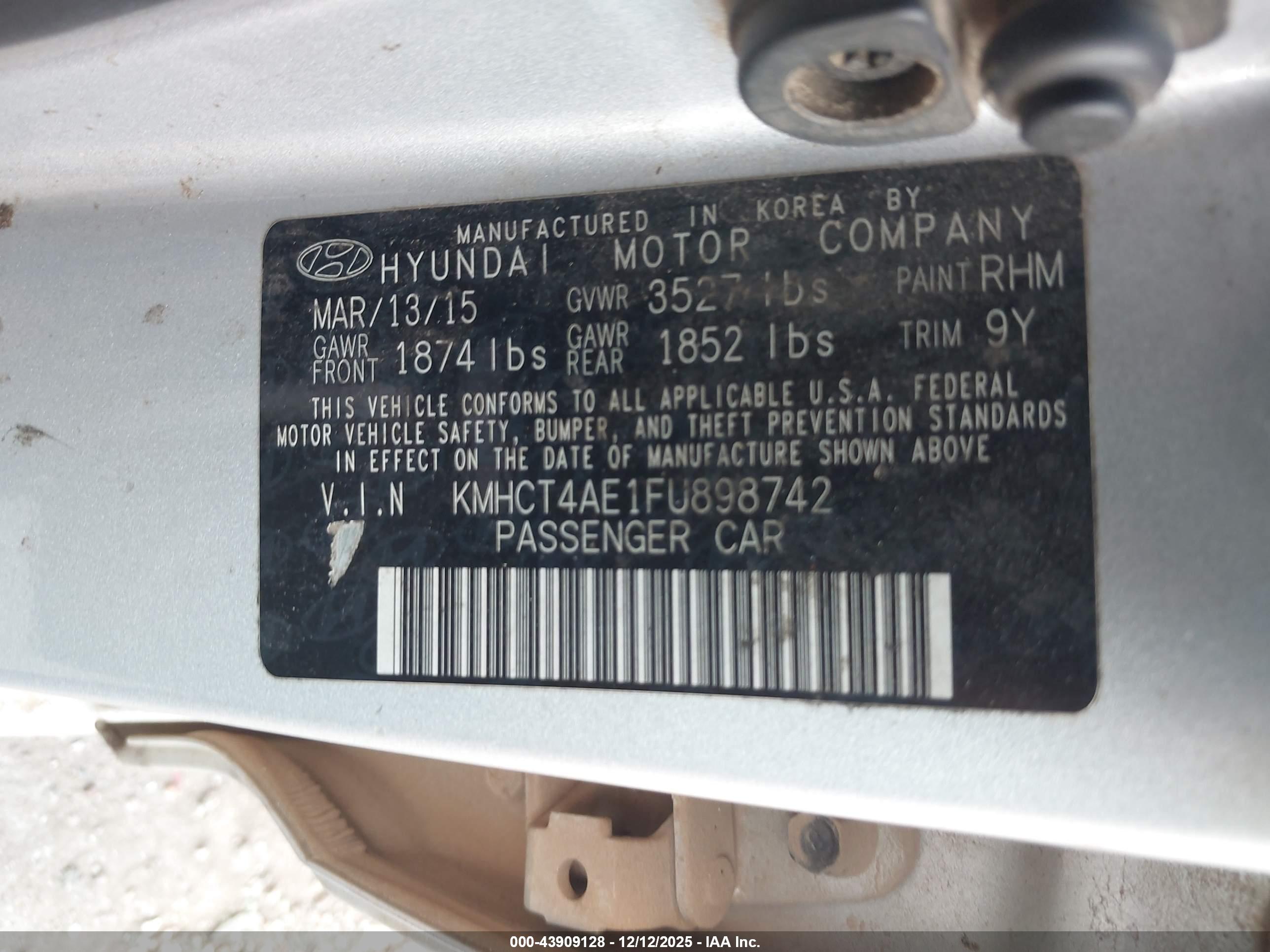 HYUNDAI ACCENT image 9