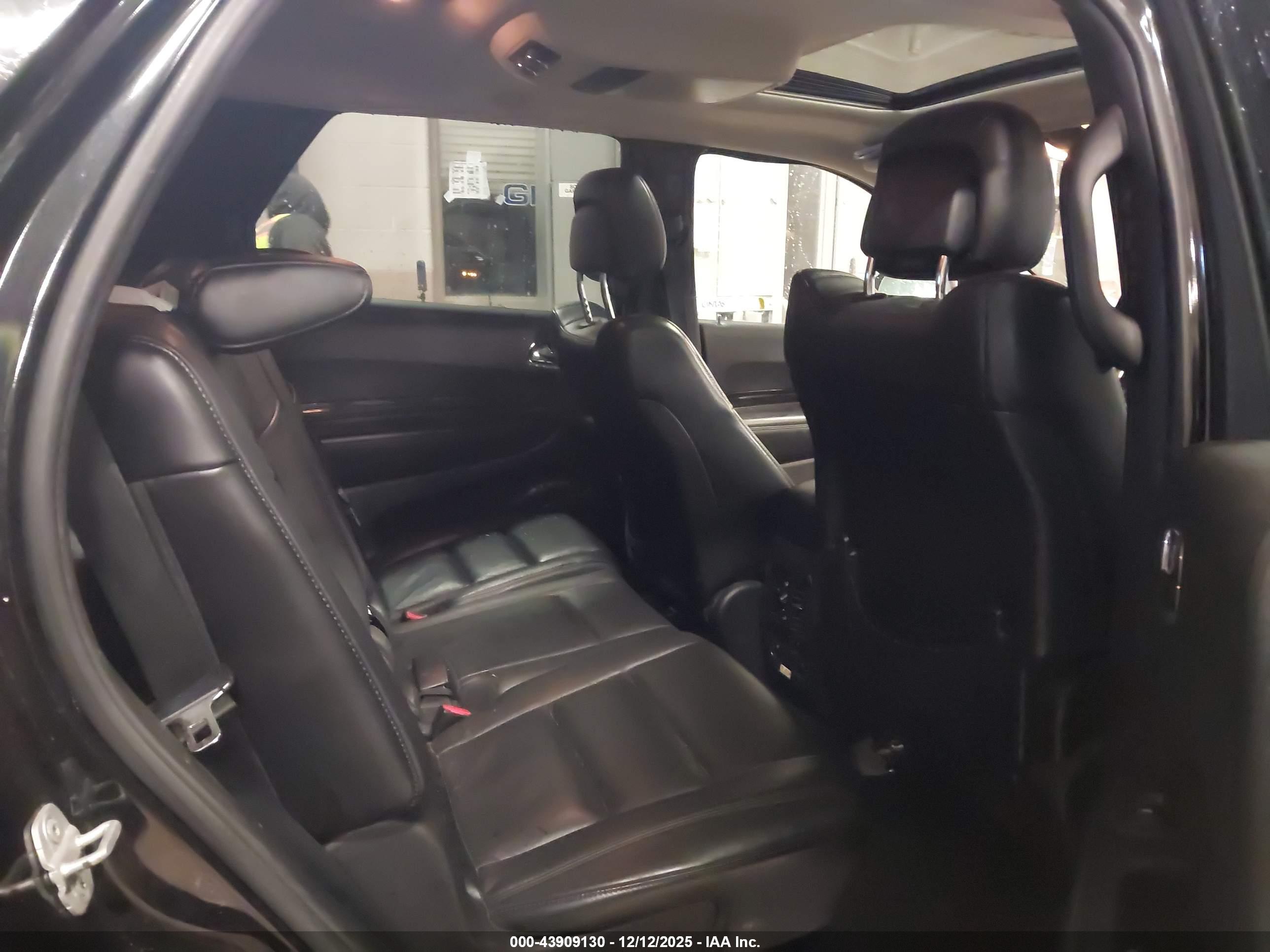 DODGE DURANGO image 8