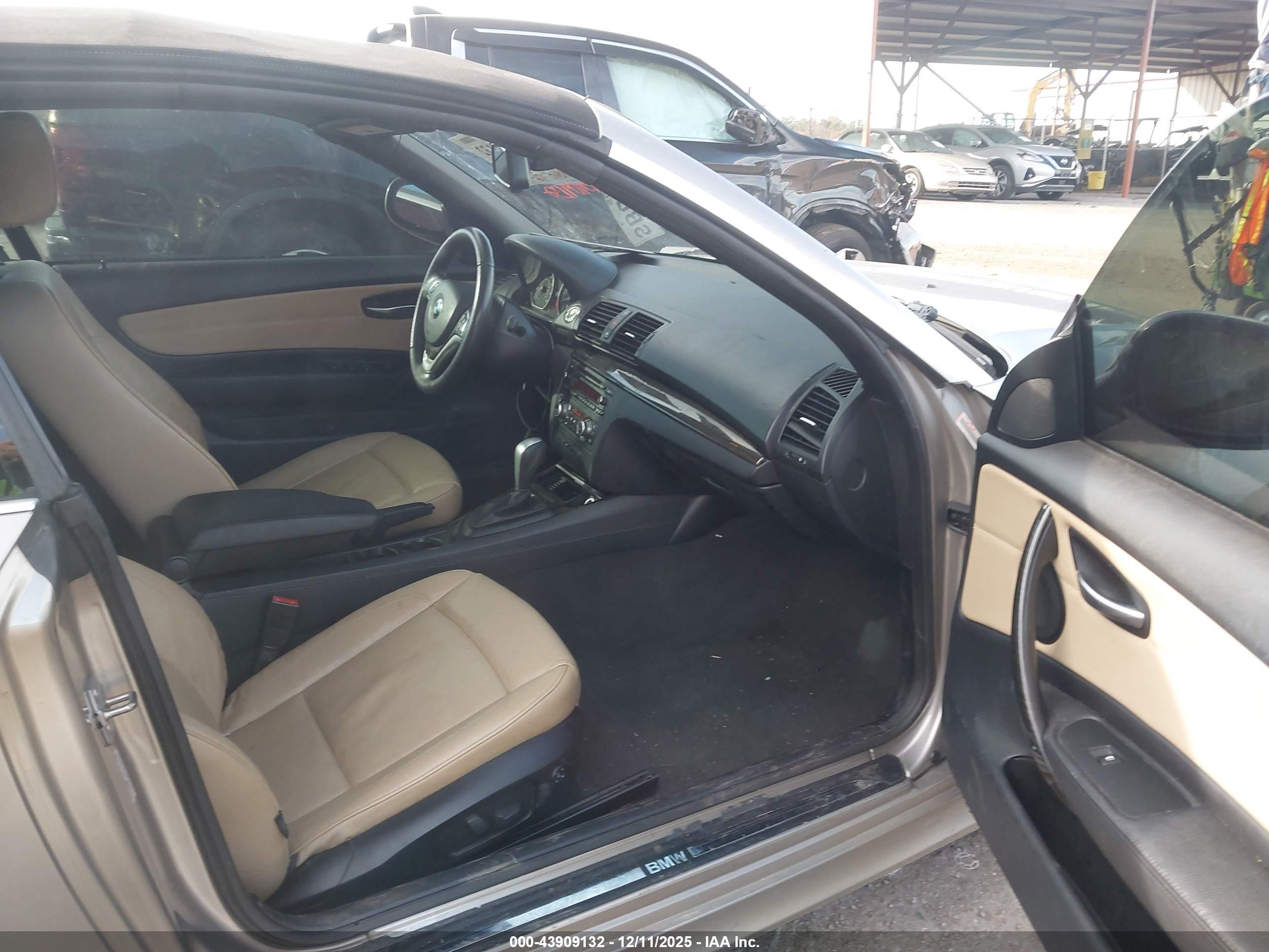 BMW 128I image 5