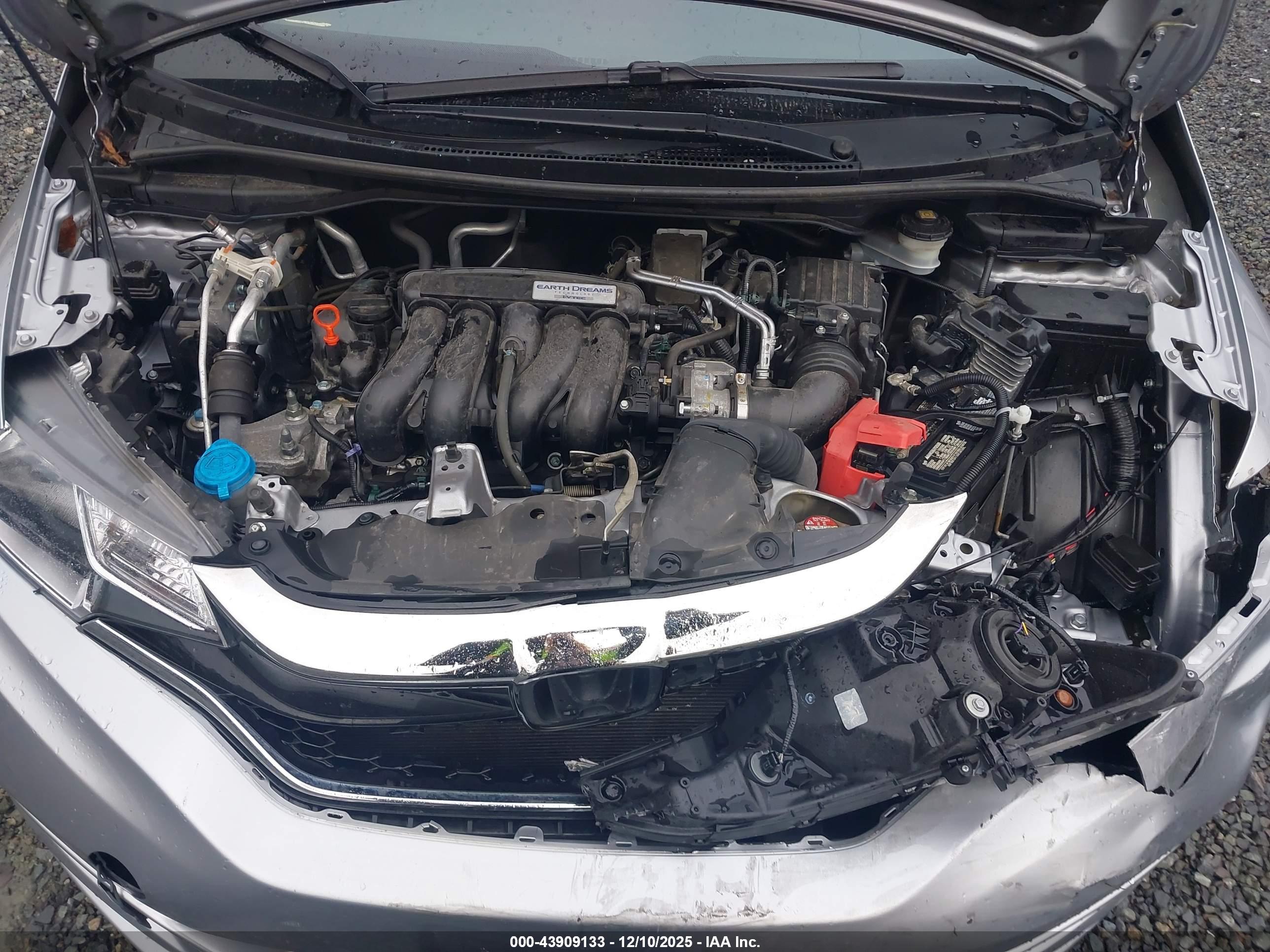 HONDA FIT image 10