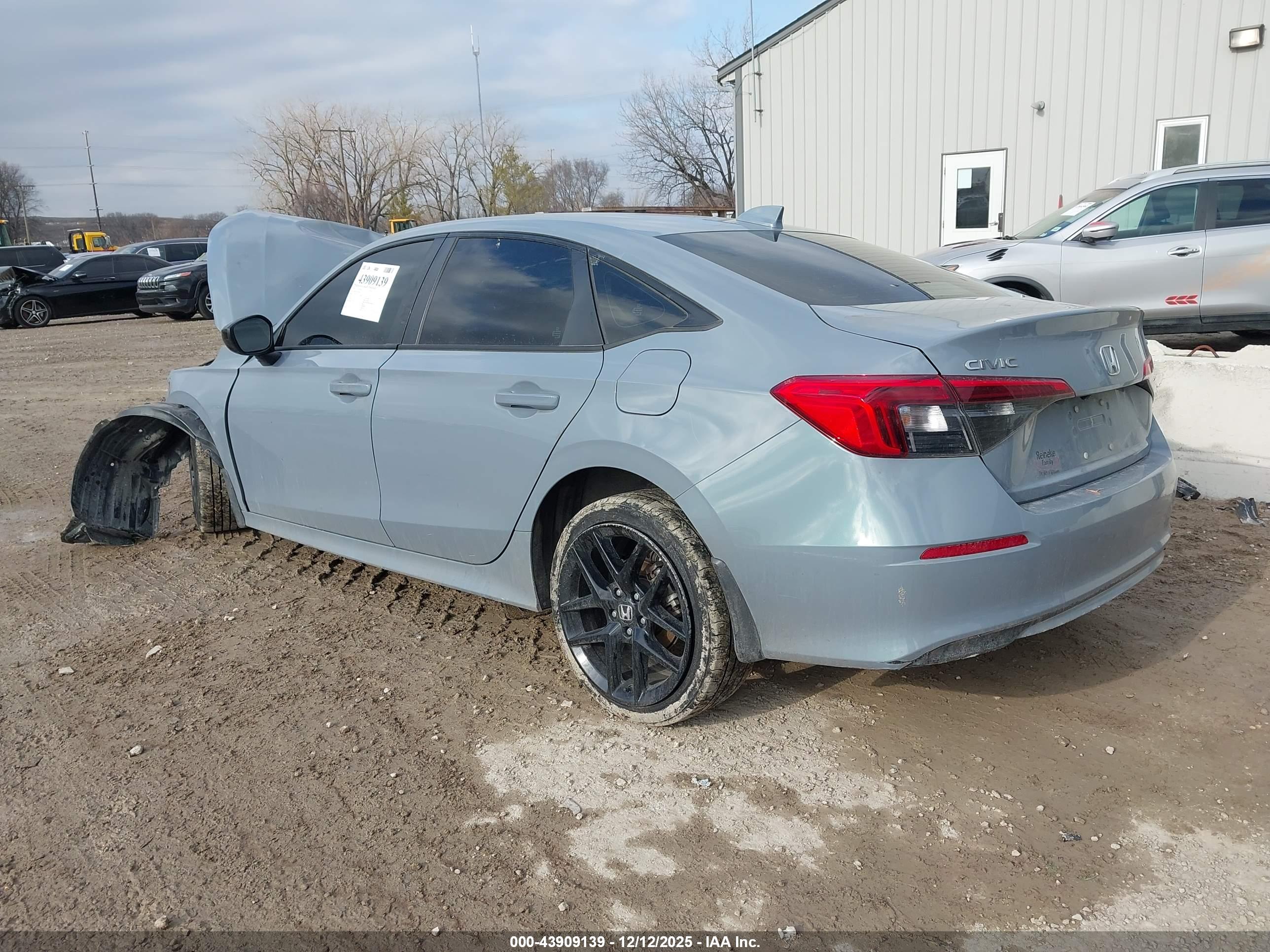 HONDA CIVIC image 3